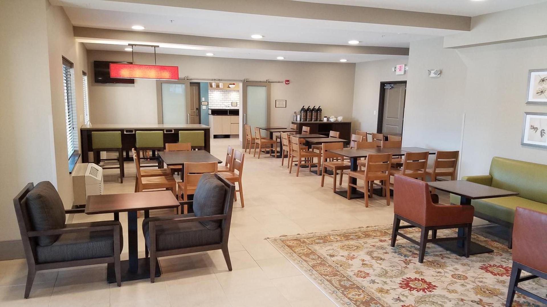 Country Inn & Suites by Radisson, St Cloud West, MN photo 23