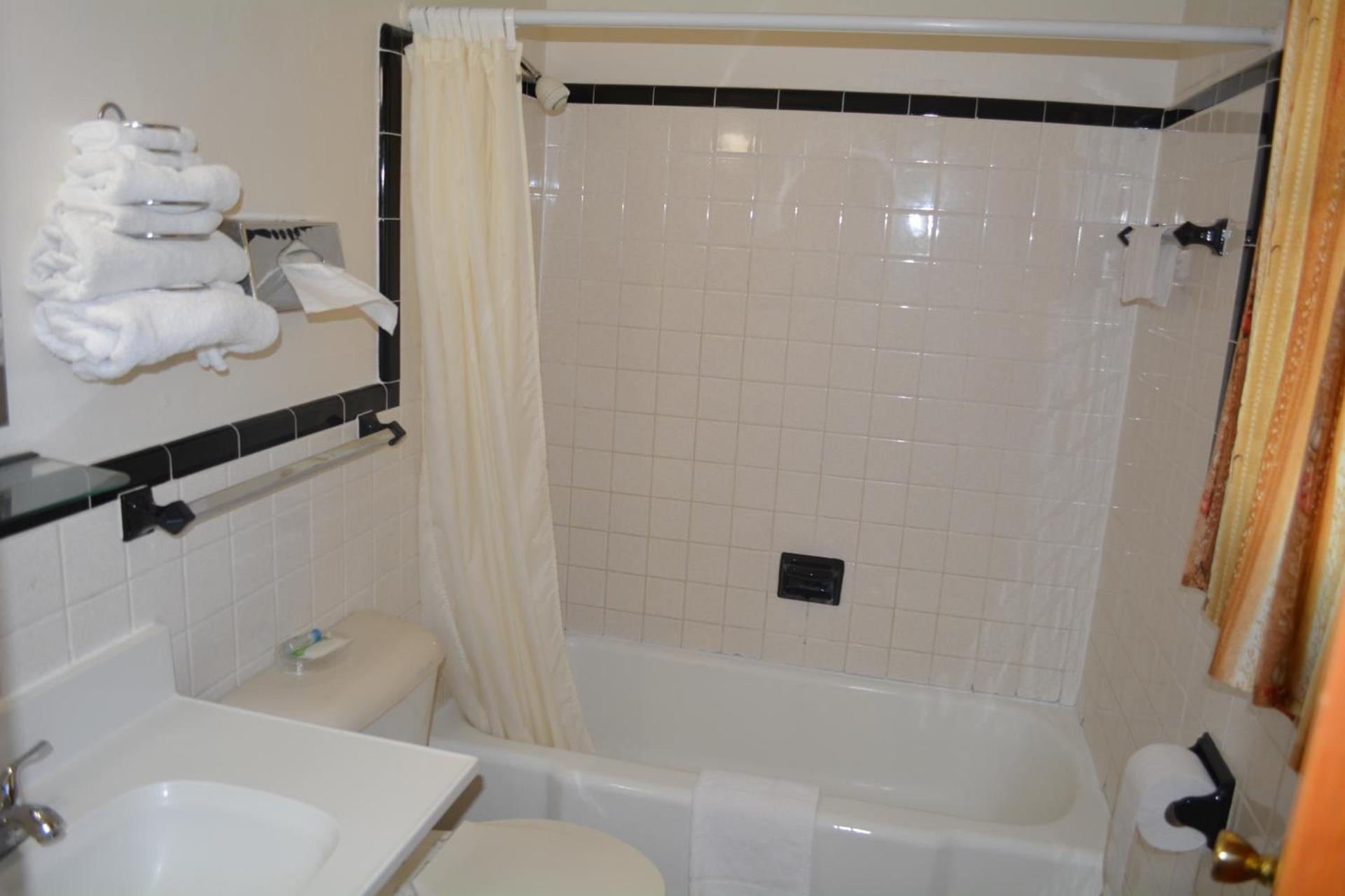 Ventura Motel photo 6