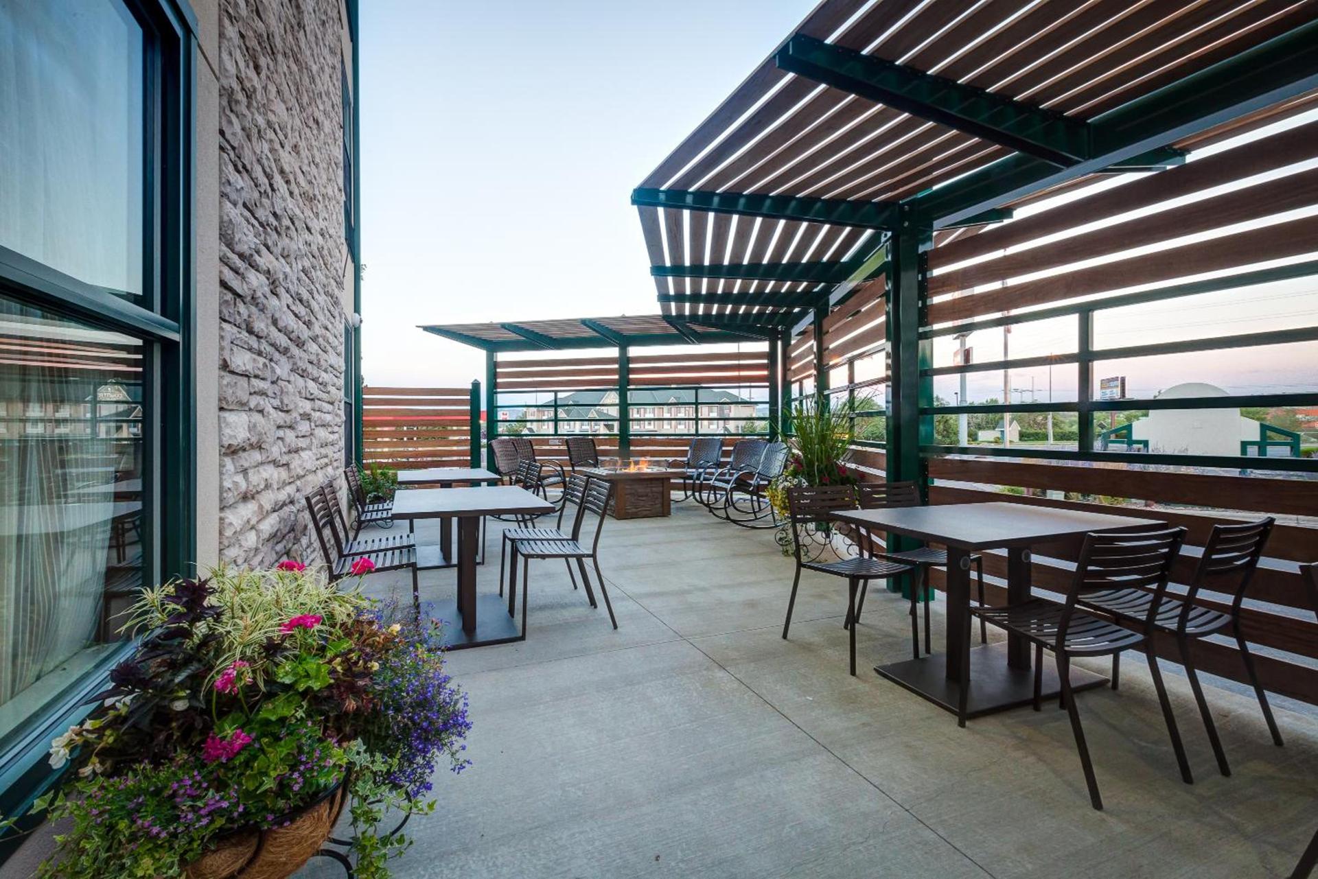 Boothill Inn and Suites photo 23