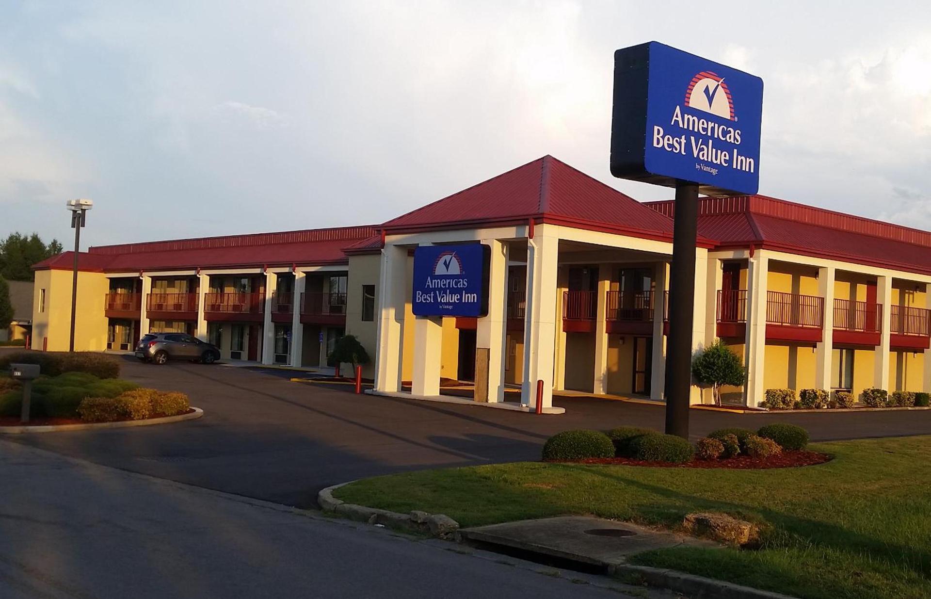 Americas Best Value Inn Tupelo Barnes Crossing photo 28