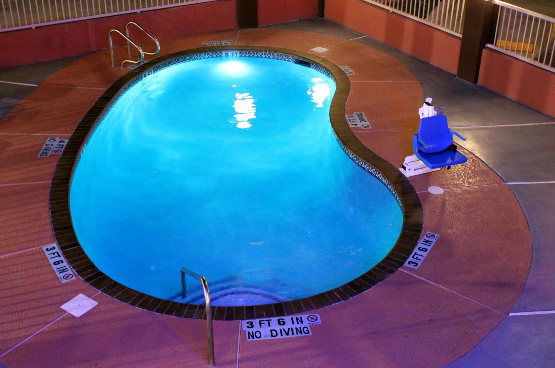 Texas Inn & Suites McAllen at La Plaza Mall and Airport photo 10