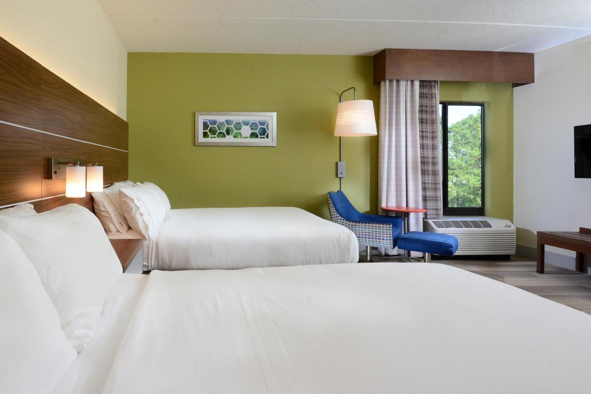 Holiday Inn Express & Suites Raleigh Durham Airport at RTP by IHG photo 16