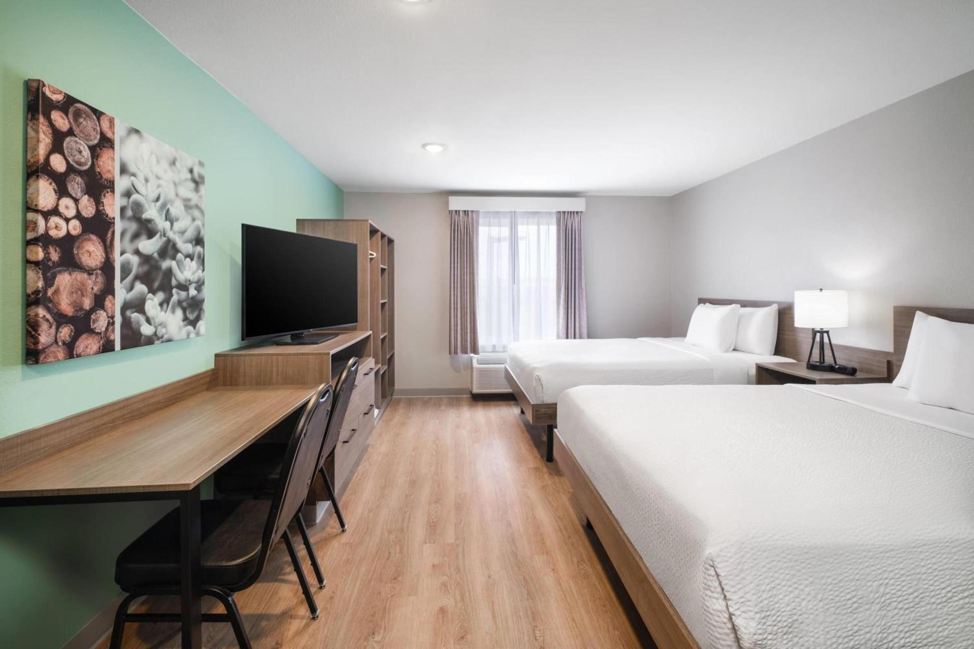 ECHO Suites Extended Stay by Wyndham Springfield Airport PLZ photo 26