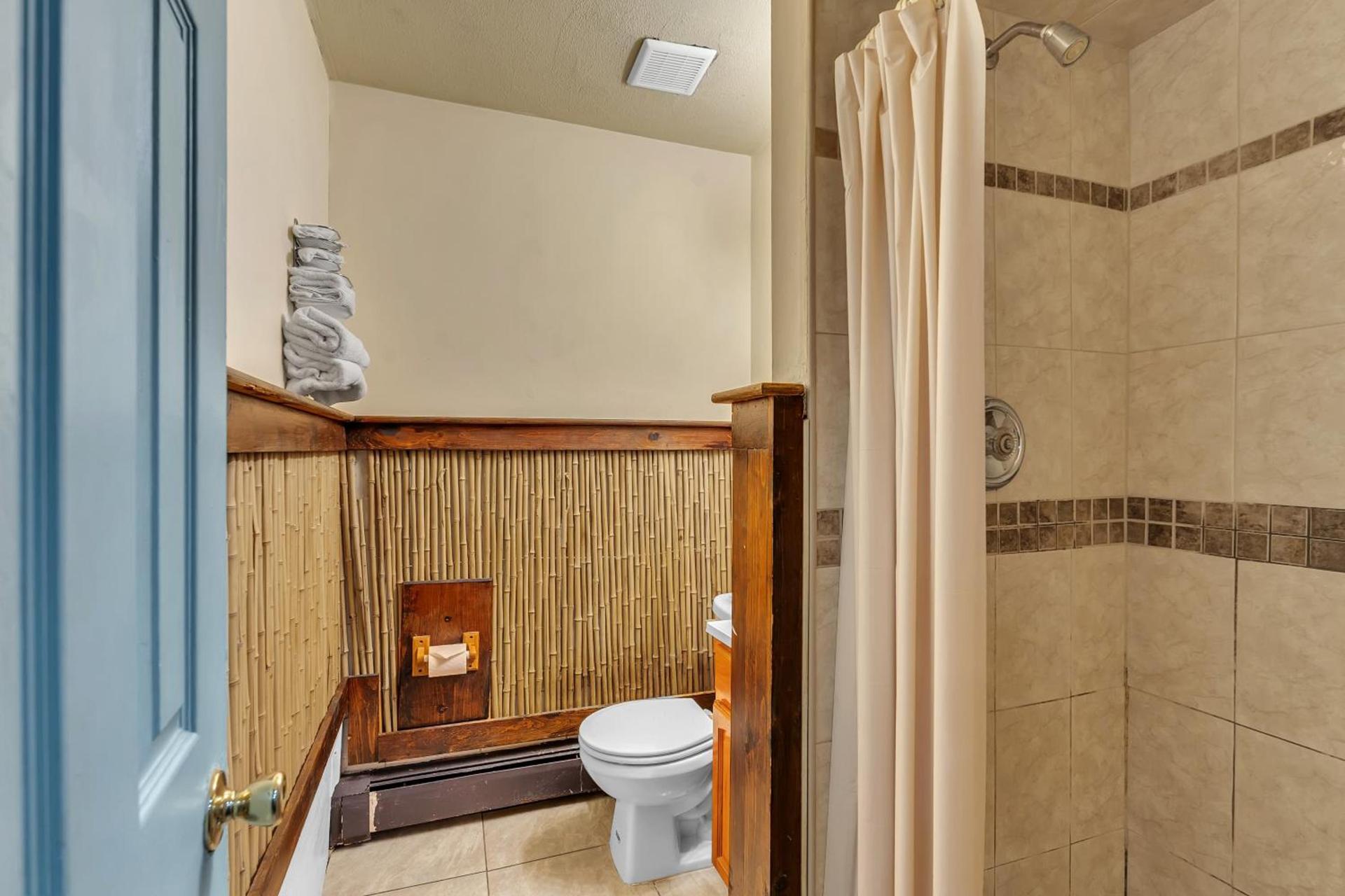 Bentley Motel photo 89