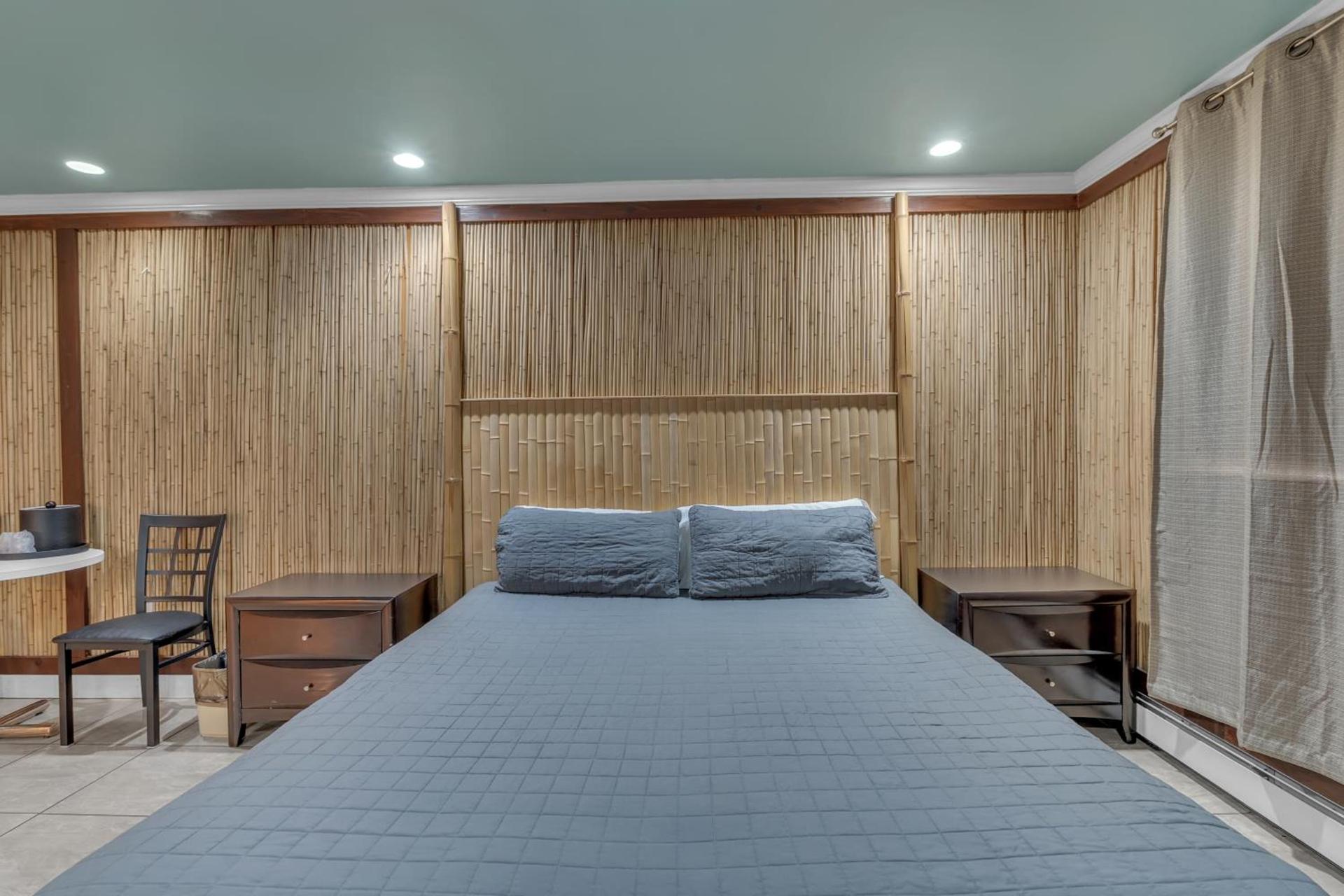 Bentley Motel photo 81