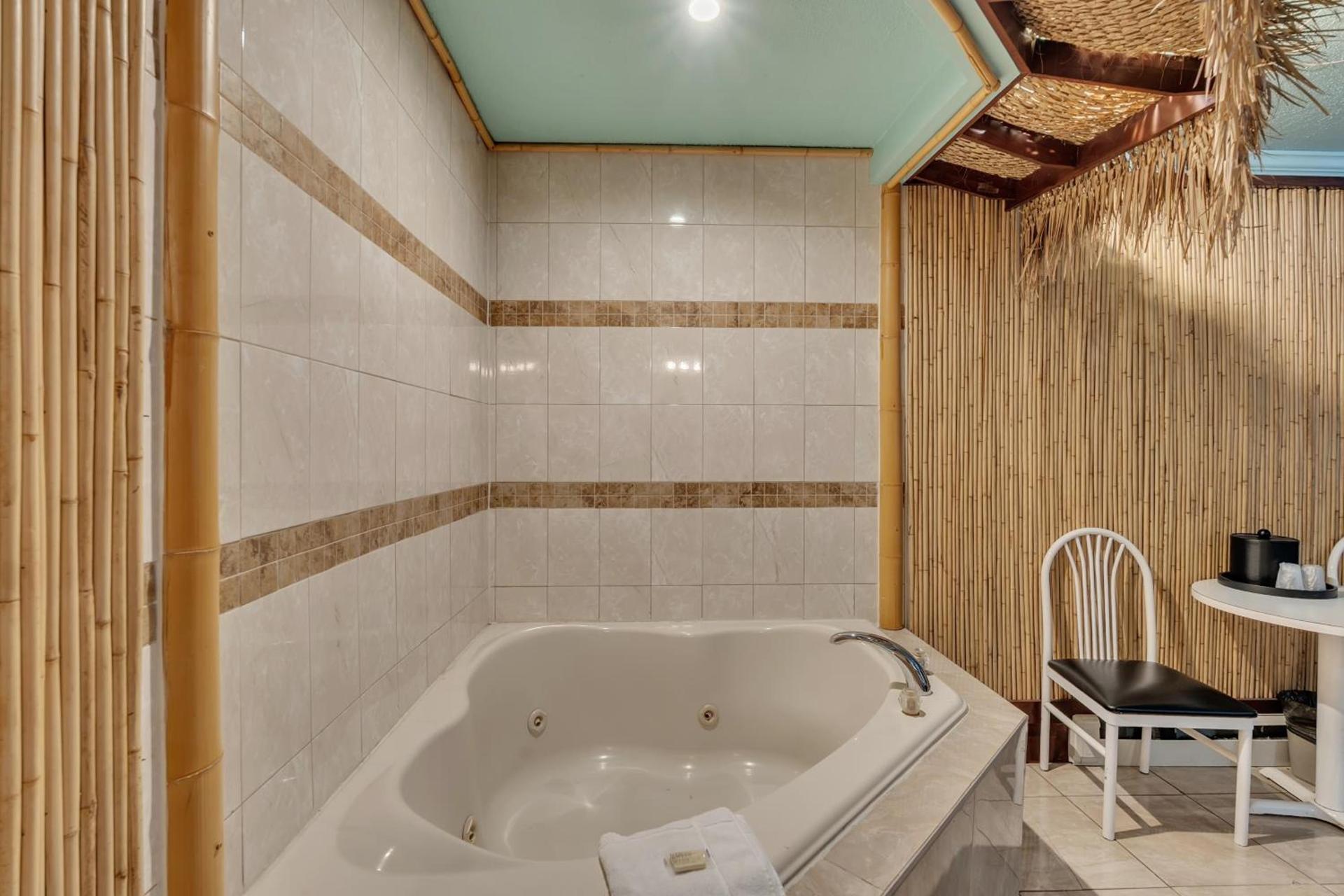 Bentley Motel photo 62