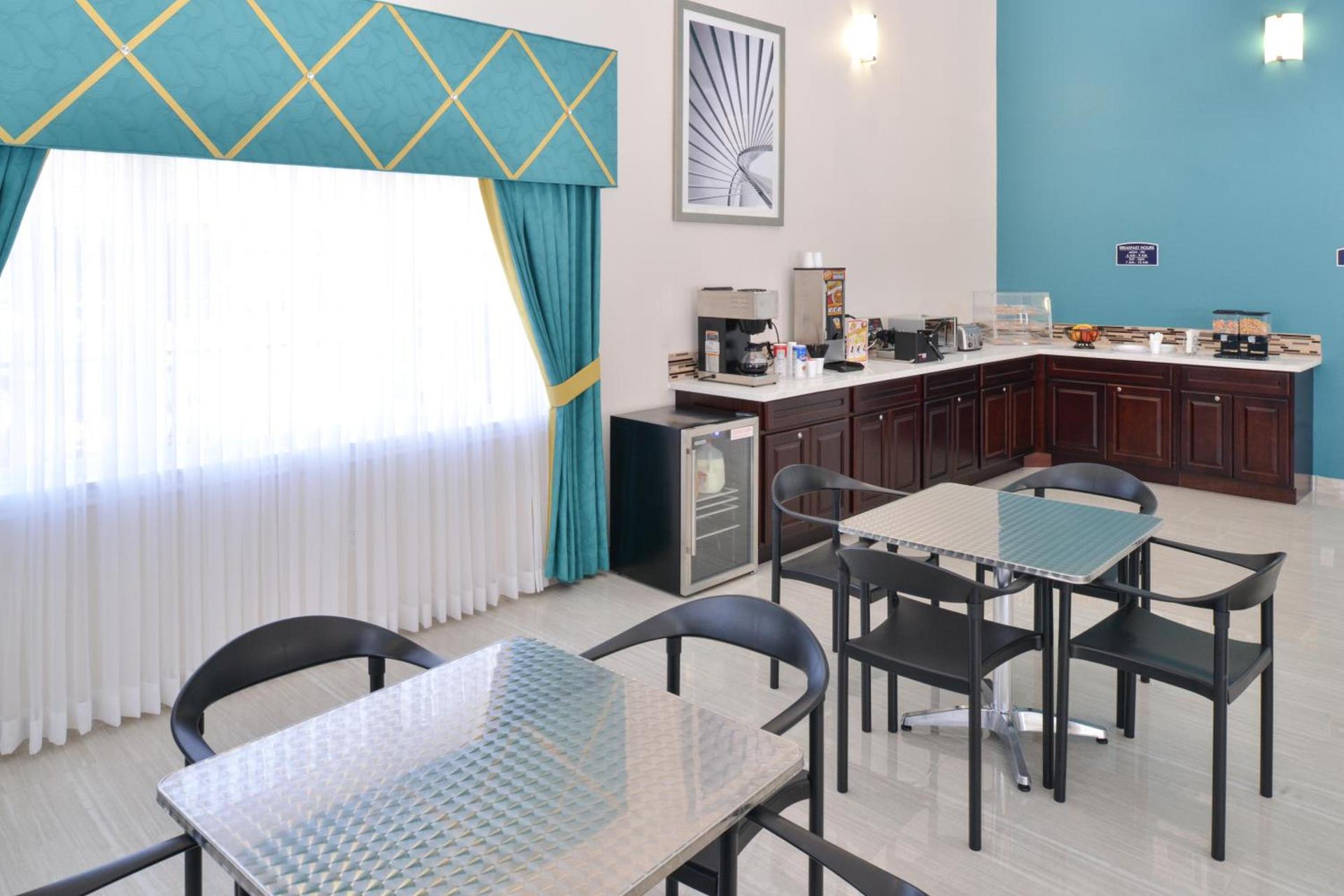 Regency Inn & Suites- NW Houston photo 22