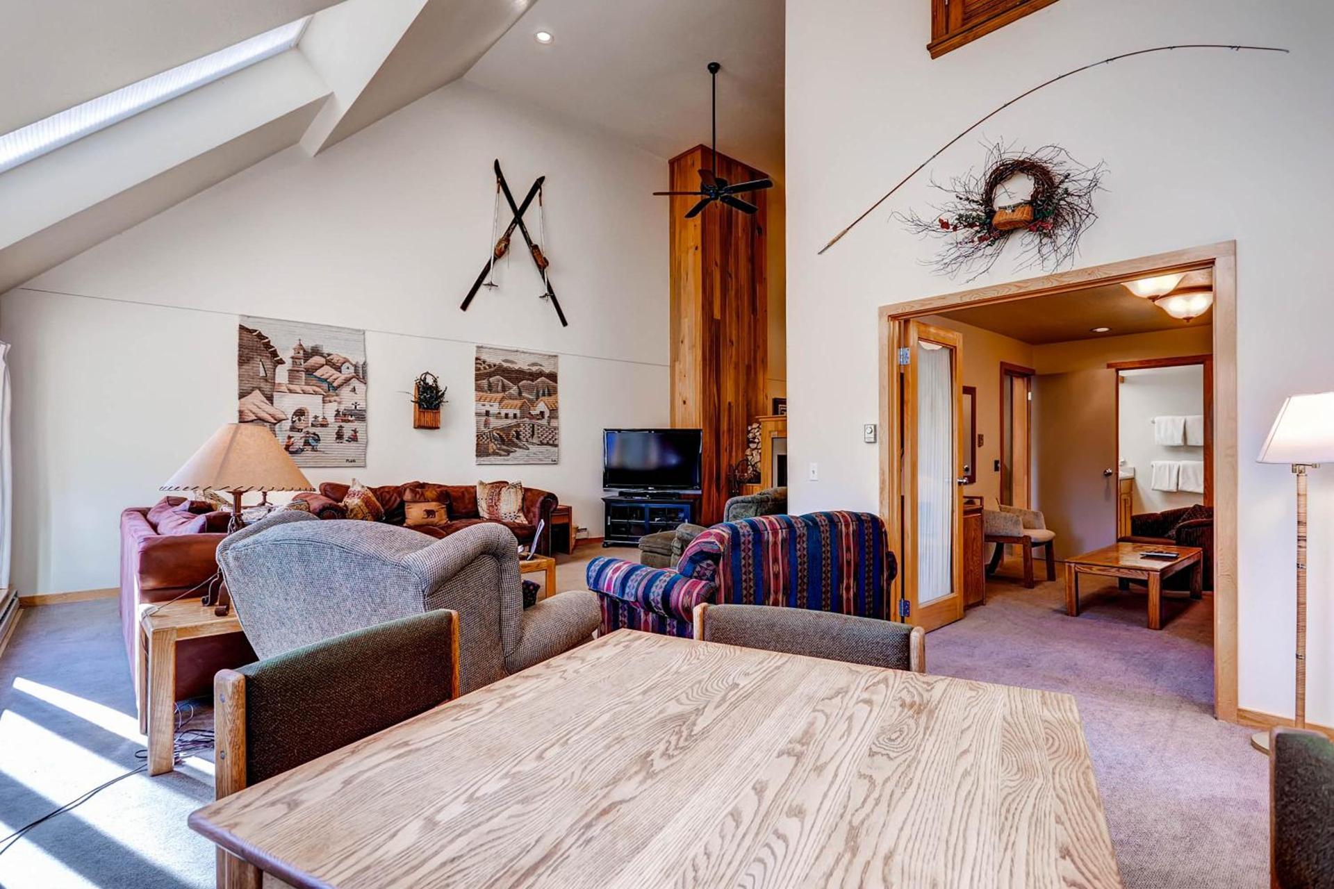 Evergreen Condominiums by Vail Resorts photo 68