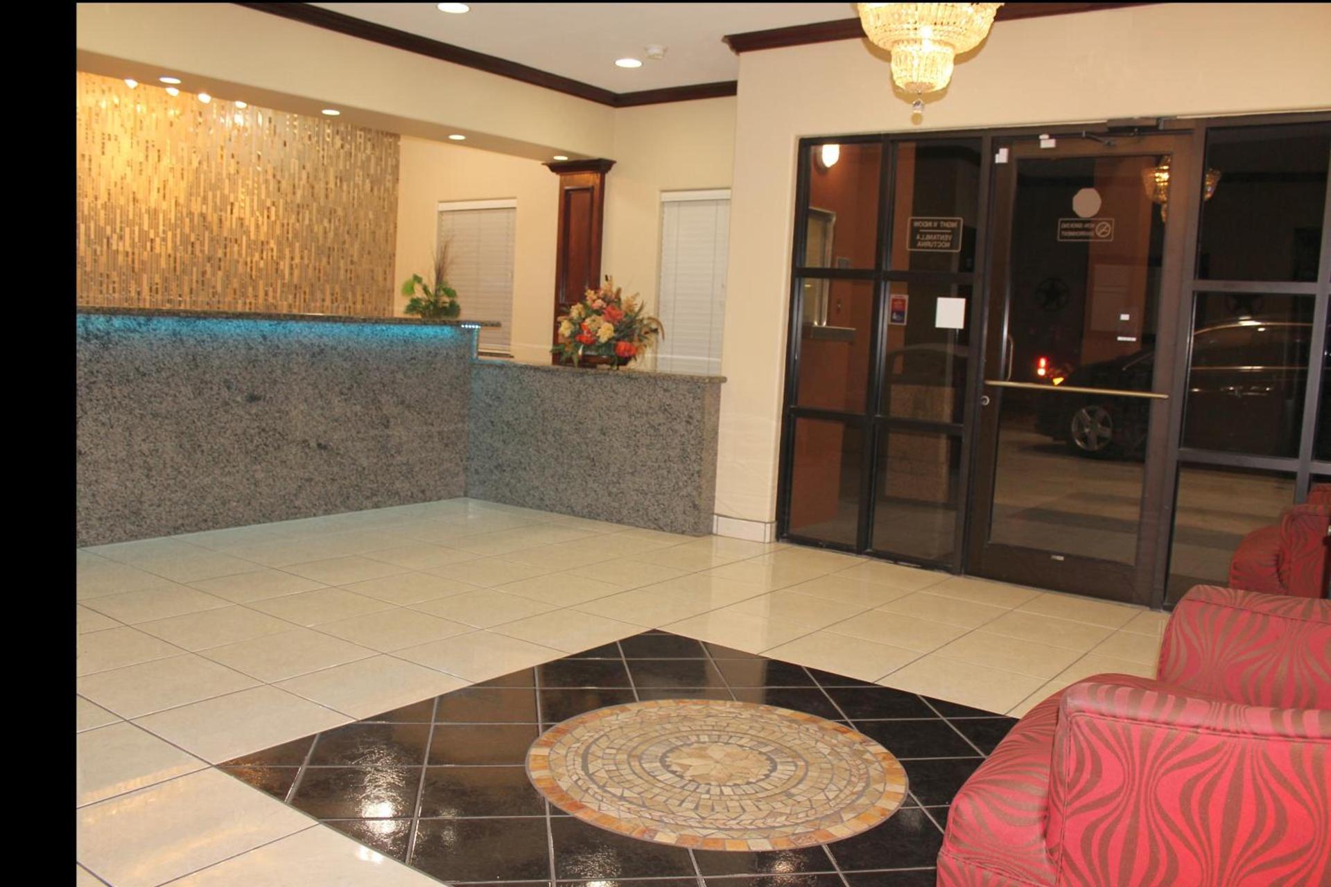 Texas Inn & Suites McAllen at La Plaza Mall and Airport photo 3