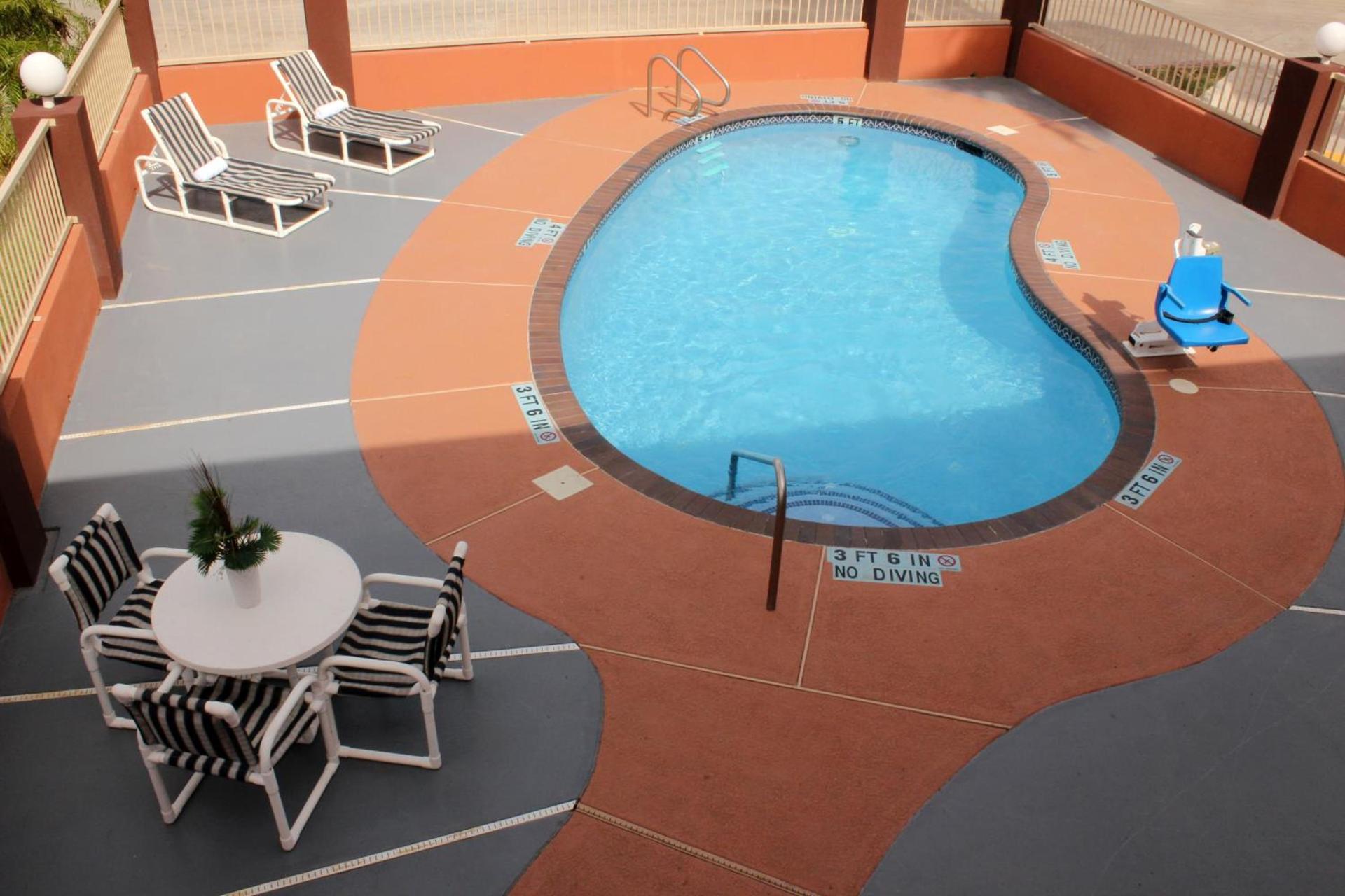 Texas Inn & Suites McAllen at La Plaza Mall and Airport photo 15