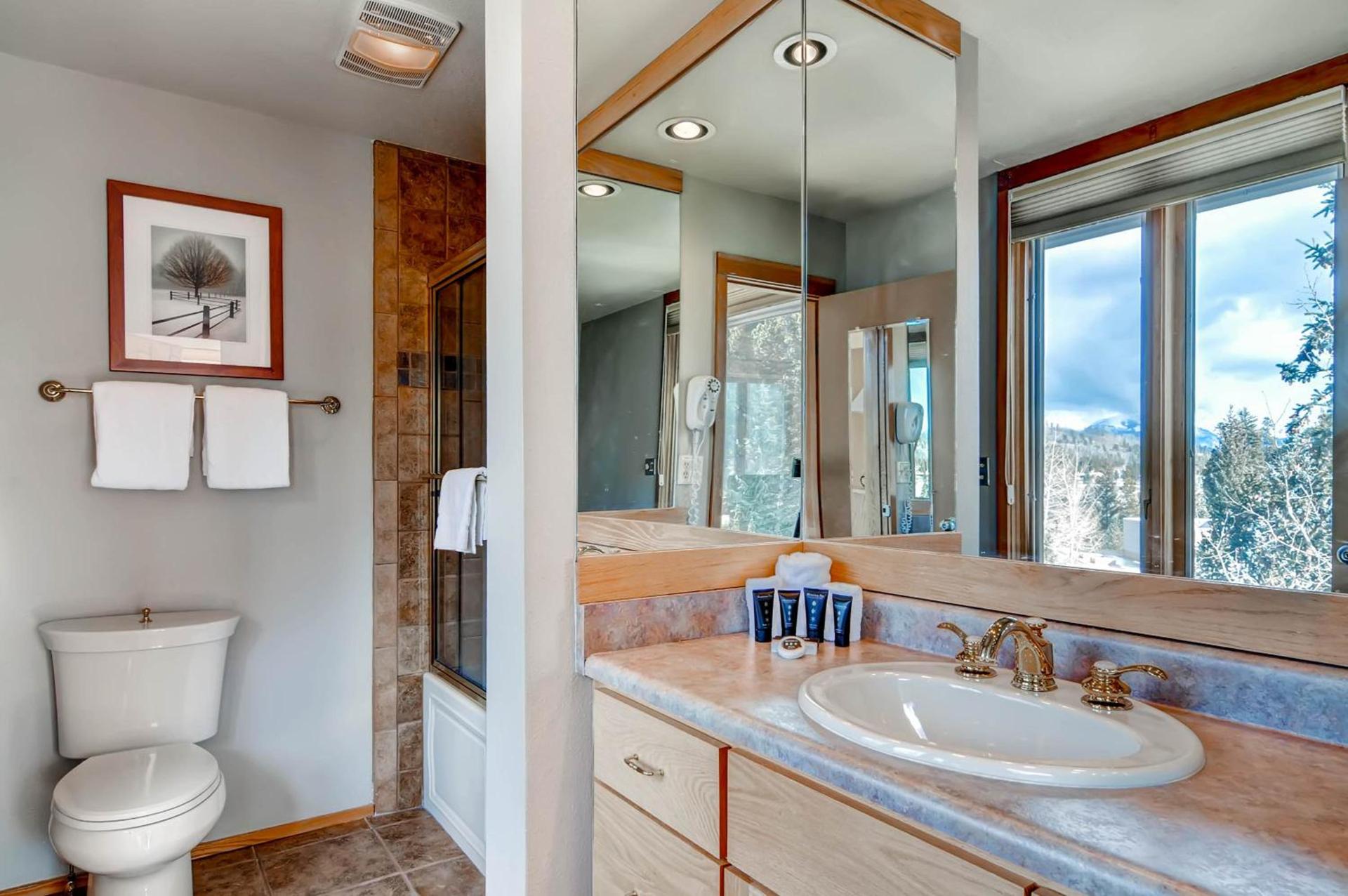 Lakeside Village by Vail Resorts photo 97