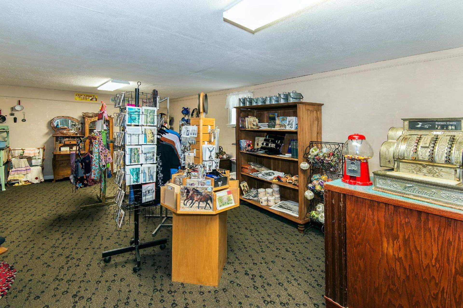 Virginia City Inn photo 64