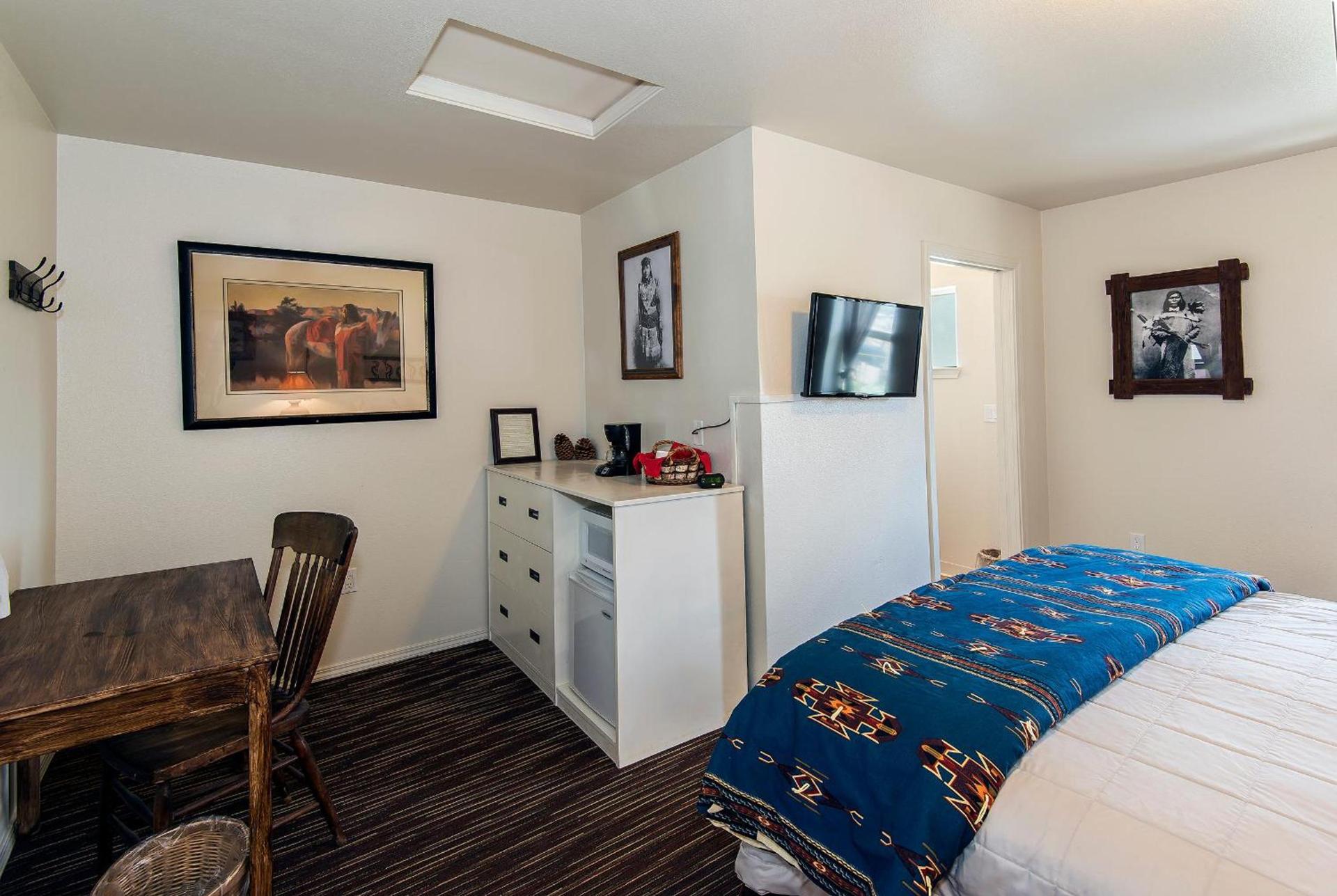 Virginia City Inn photo 69
