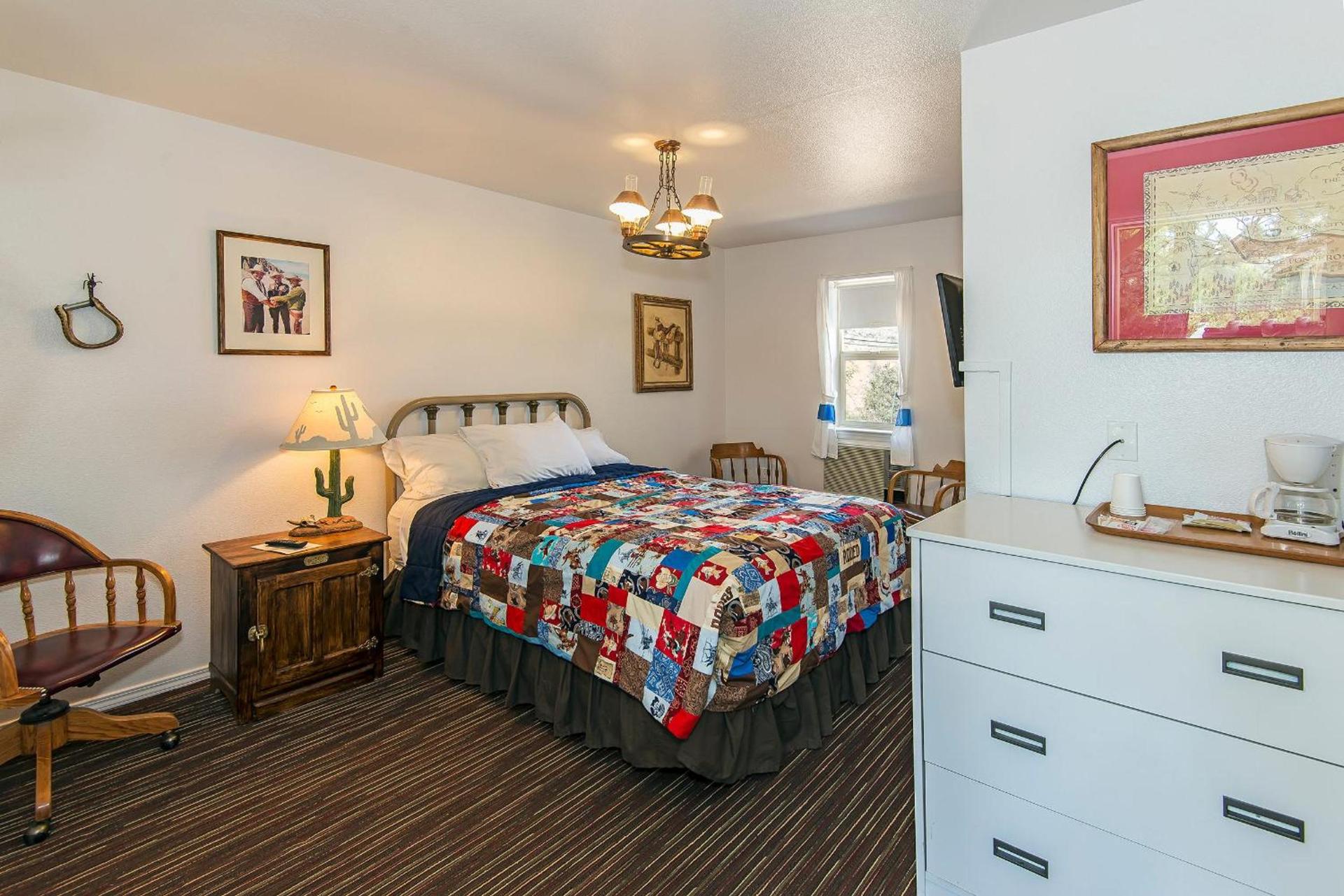 Virginia City Inn photo 82