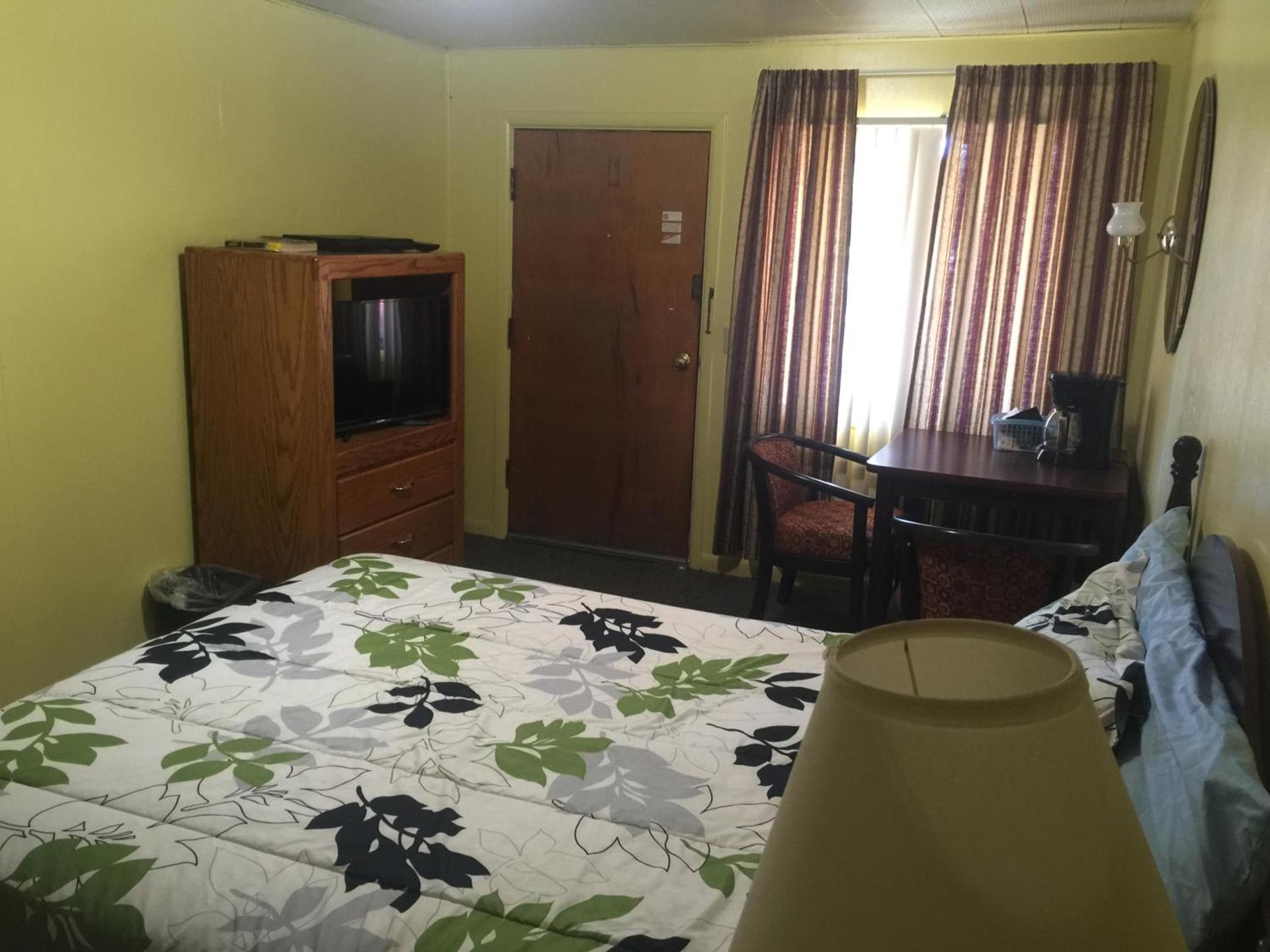 Budget Inn Motel Chemult photo 35