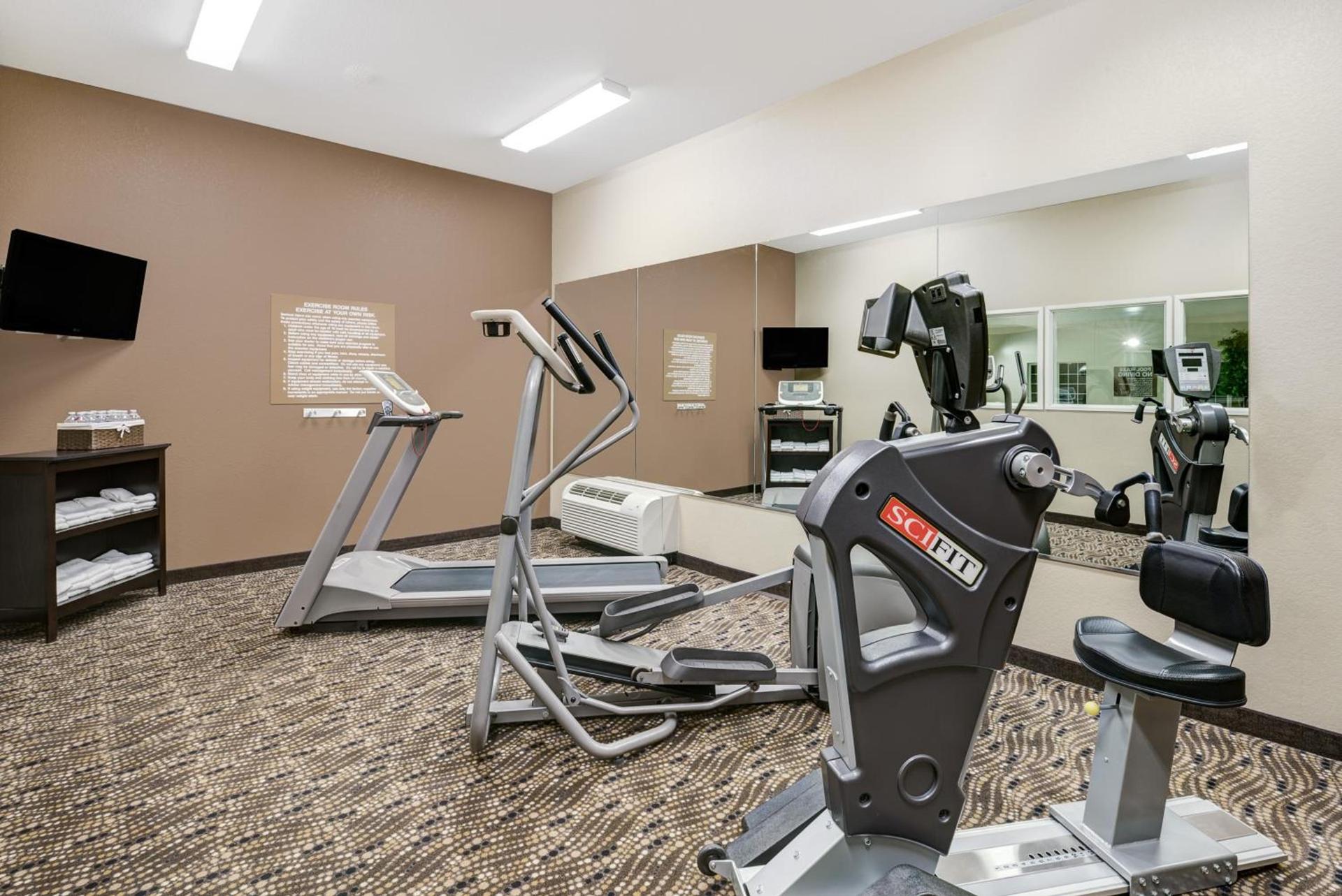 Microtel Inn & Suites by Wyndham Williston photo 39