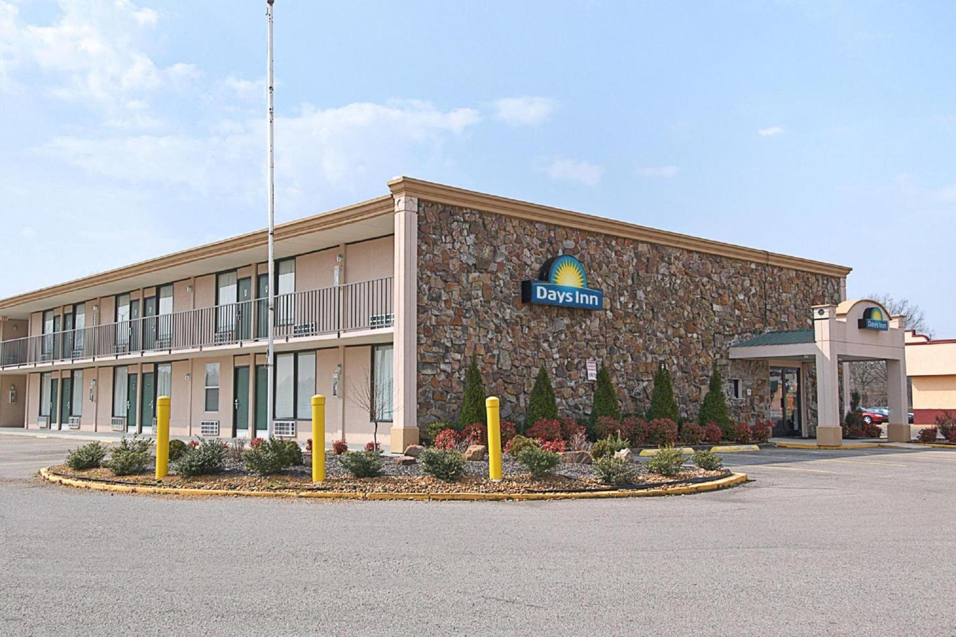 Days Inn by Wyndham Martin photo 16