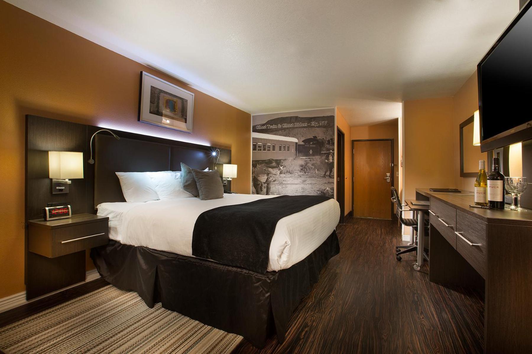 Prospector Hotel & Gambling Hall photo 35