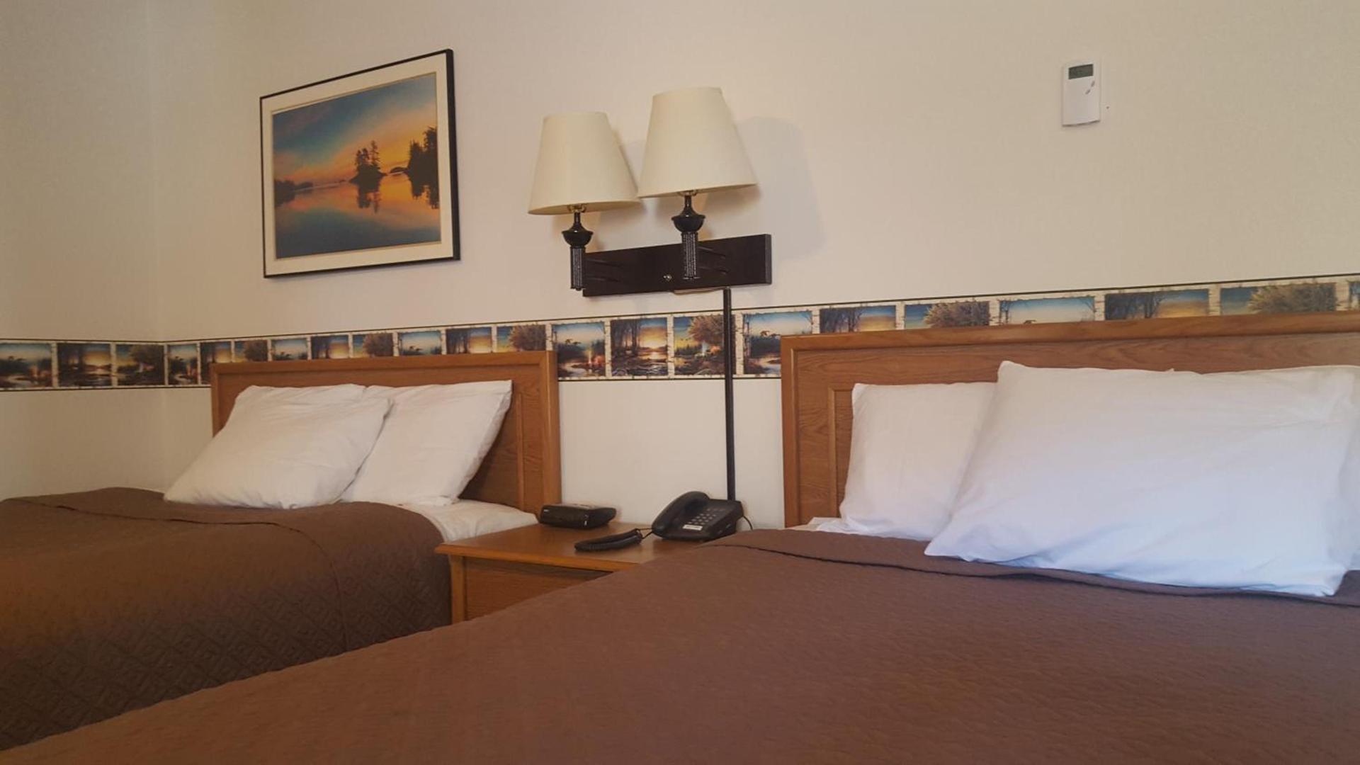 Longliner Lodge and Suites photo 37