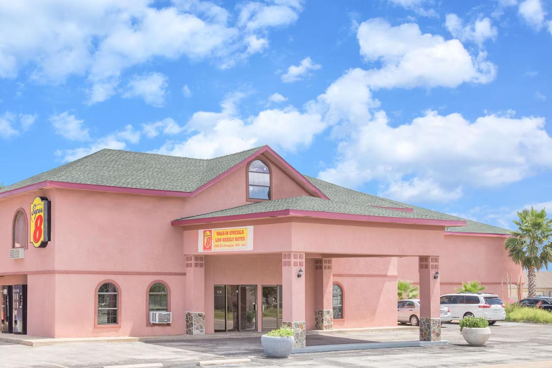 Super Motel photo 12