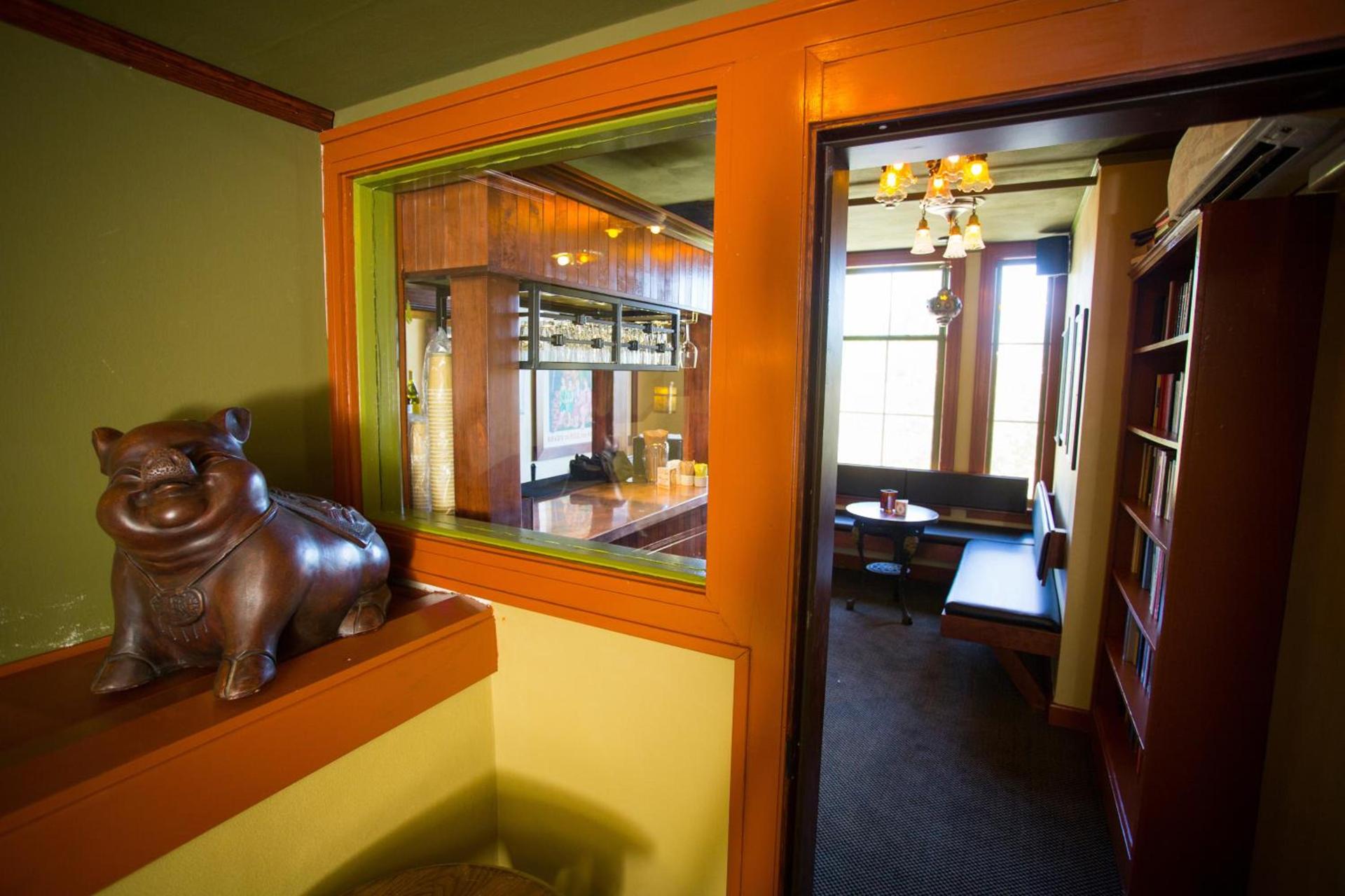 McMenamins Anderson School photo 12