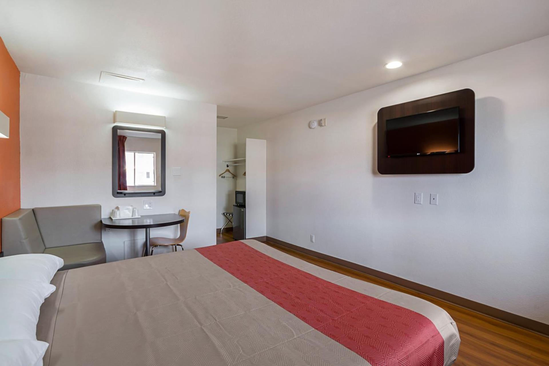 Motel 6-El Paso, TX - Airport - Fort Bliss photo 18
