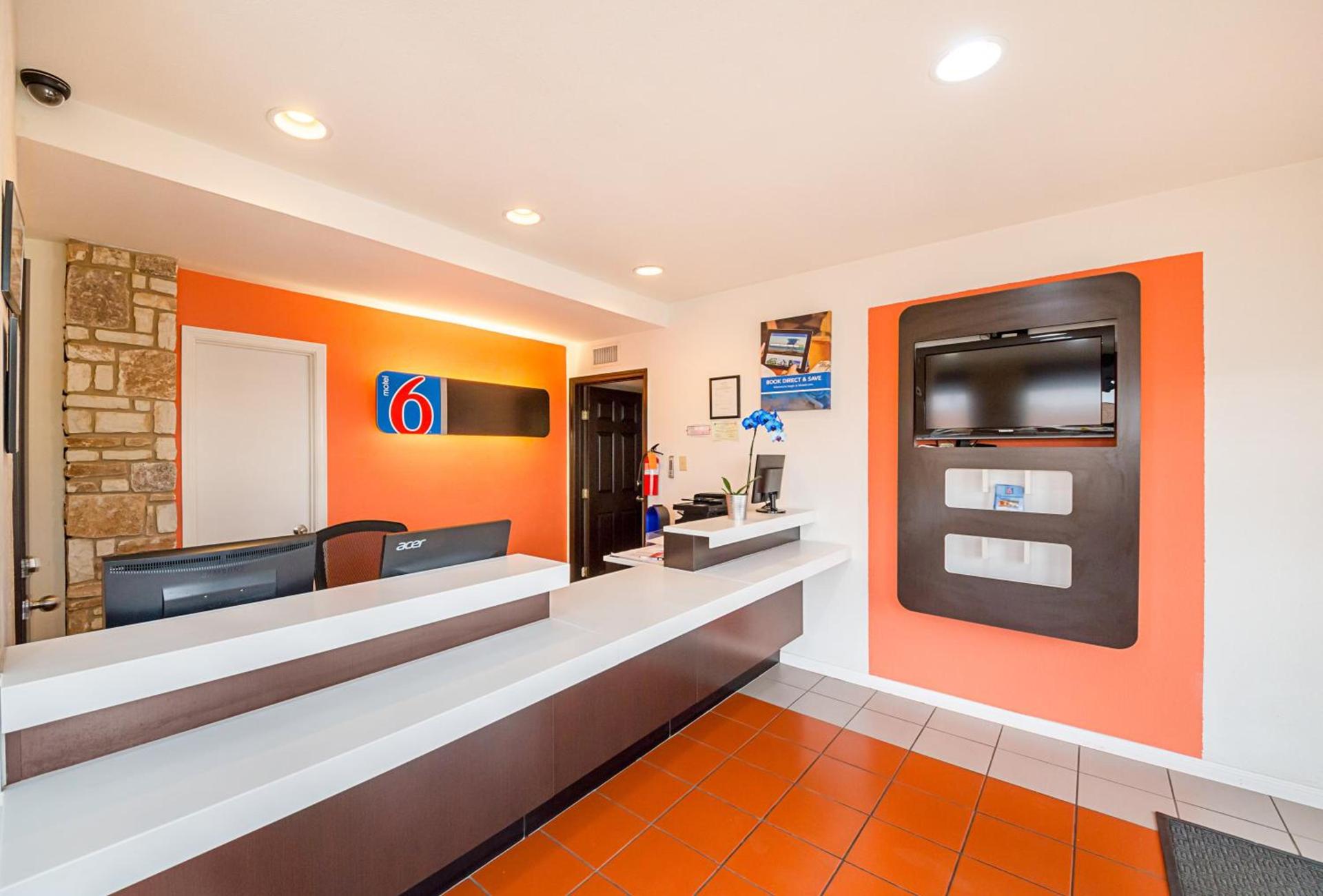 Motel 6 Boerne TX photo 14