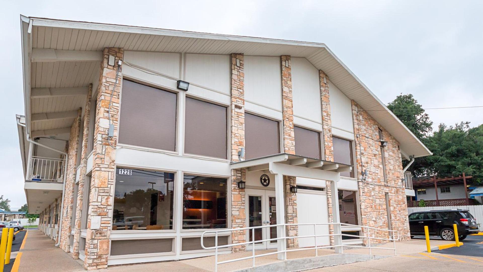 Motel 6 Boerne TX photo 11