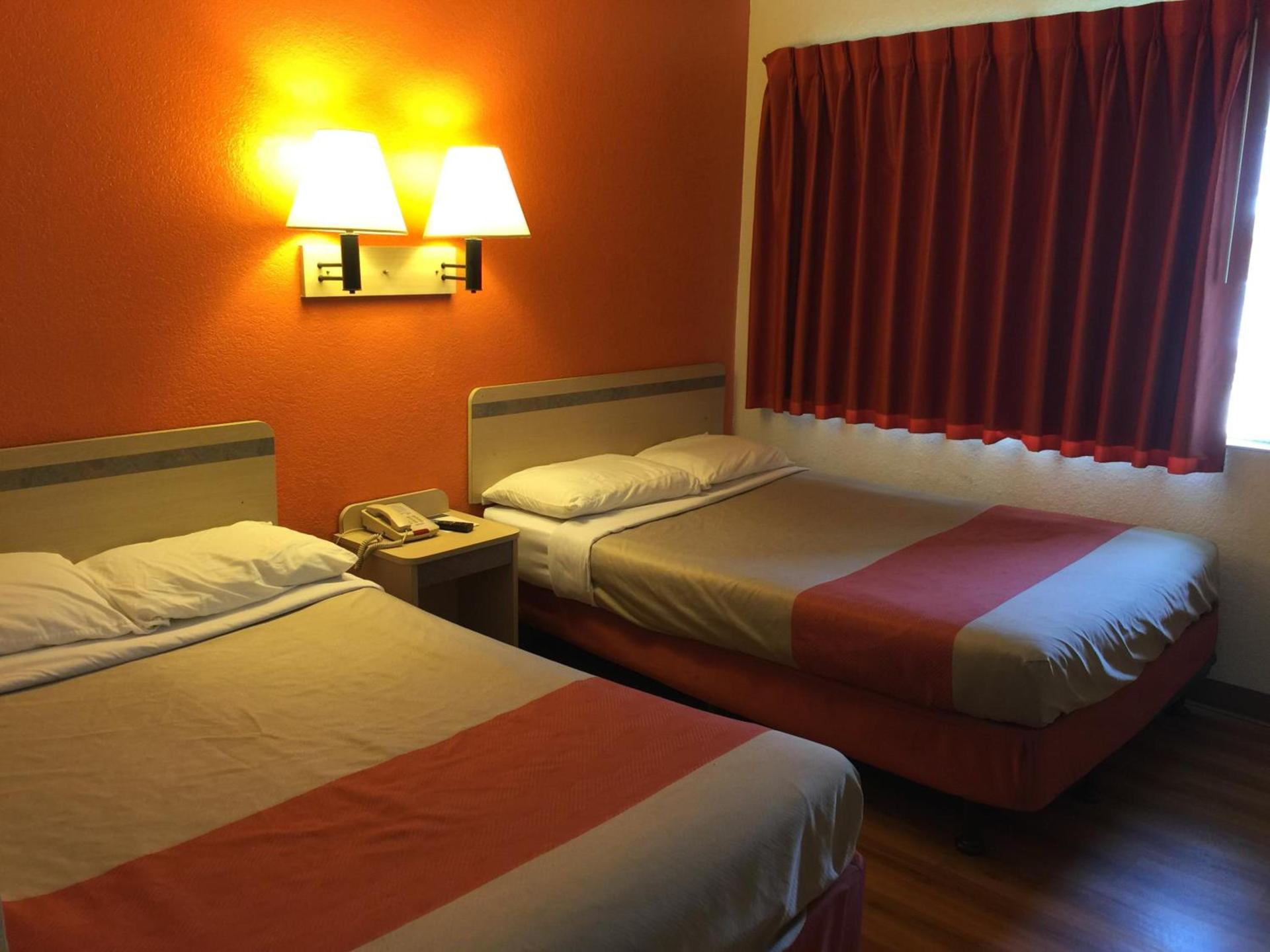 Motel 6-Yreka, CA photo 14
