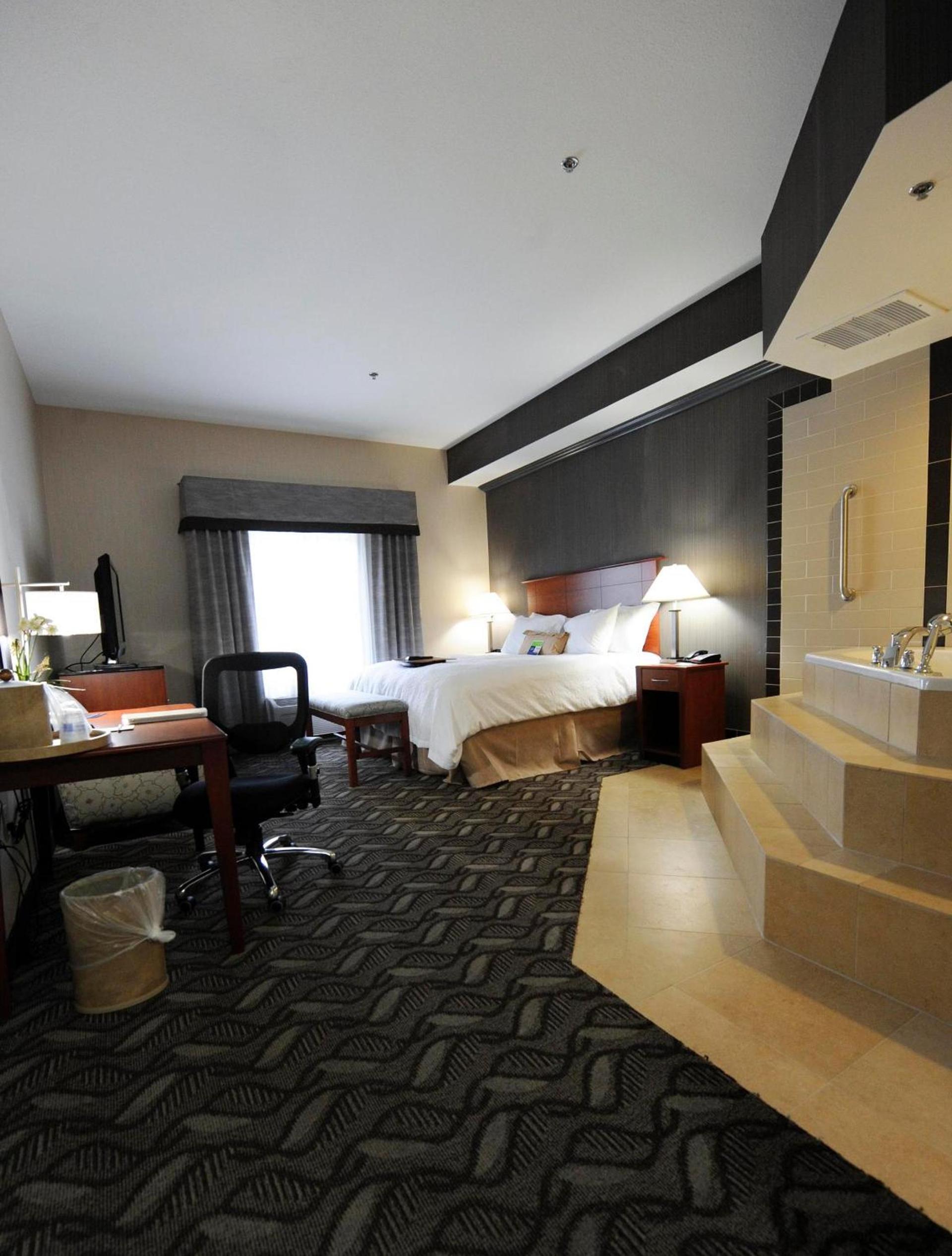 Hampton Inn & Suites Craig, CO photo 8