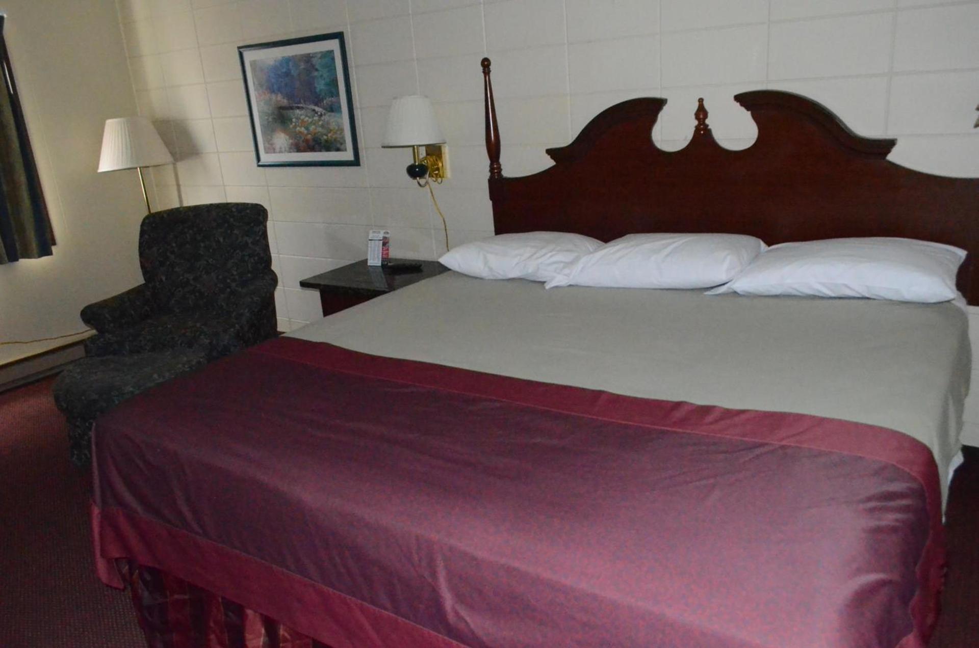 Grand Inn Fargo photo 12