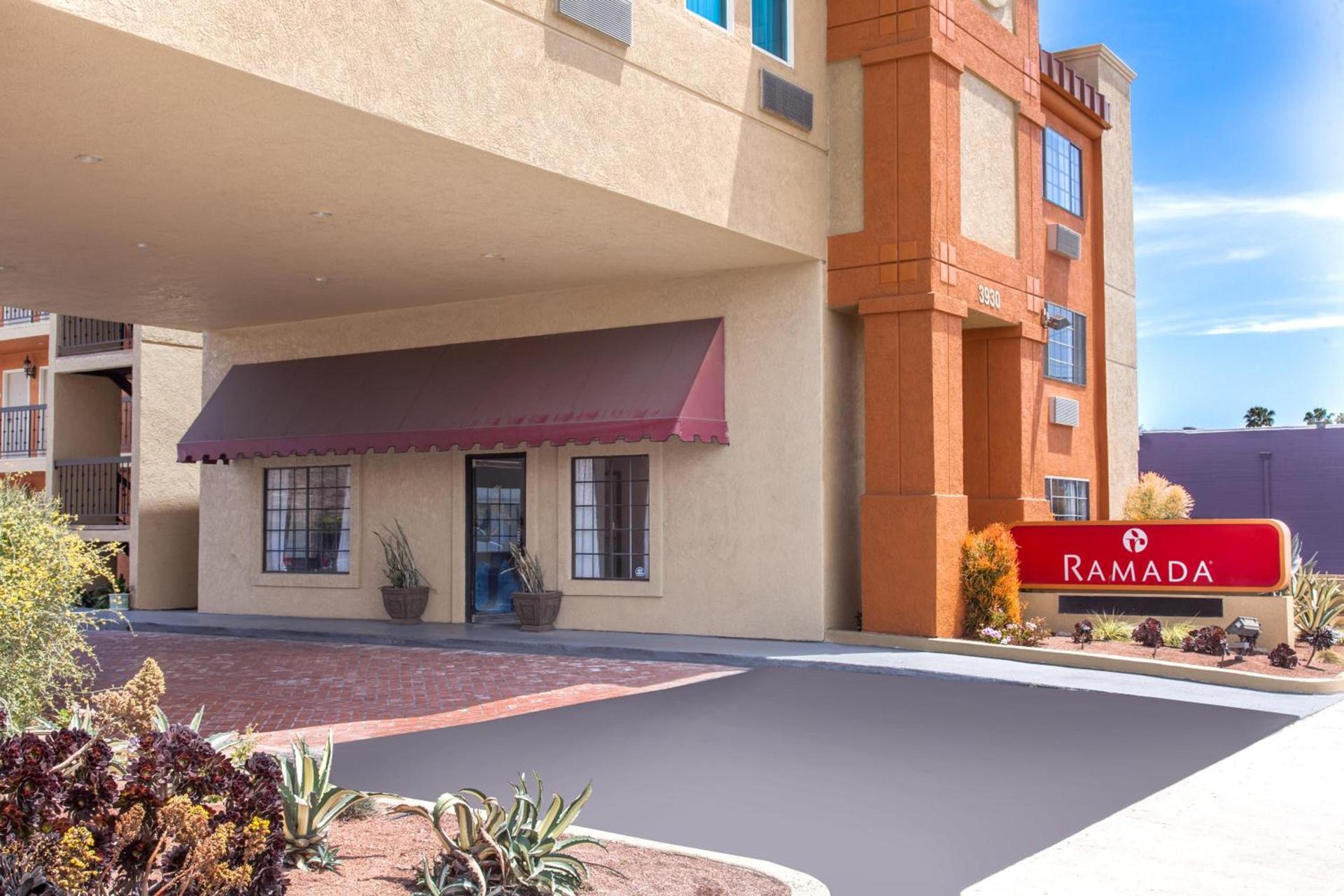 Ramada by Wyndham Culver City photo 34