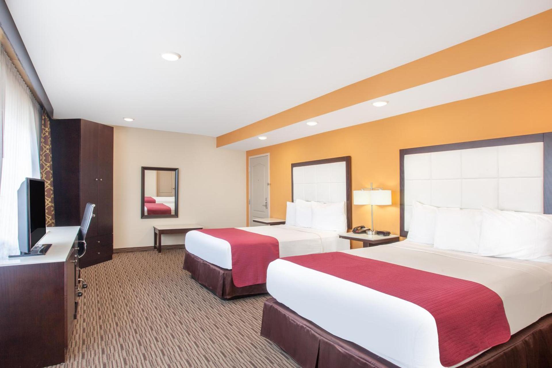 Ramada by Wyndham Culver City photo 30