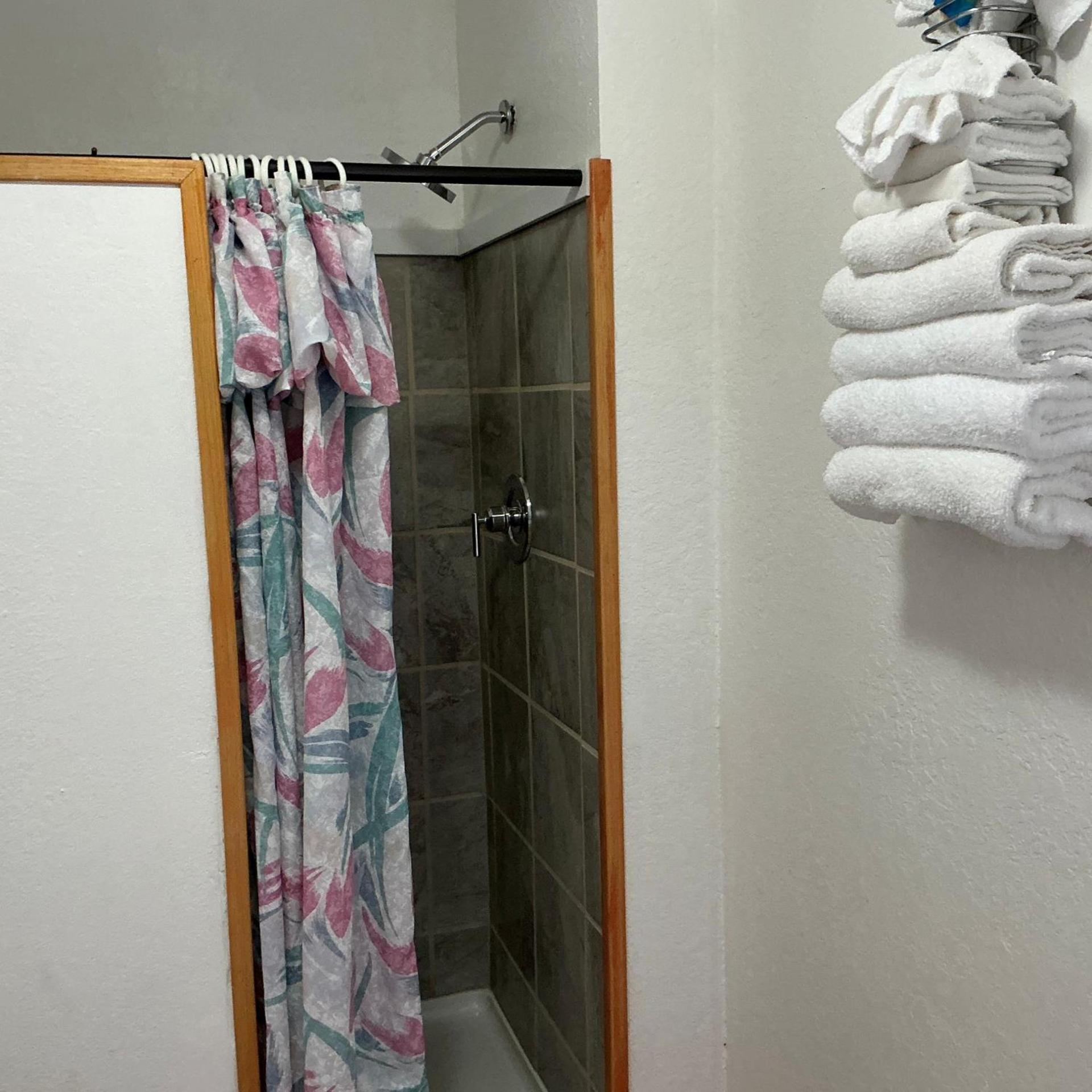 Cascade Motel photo 5