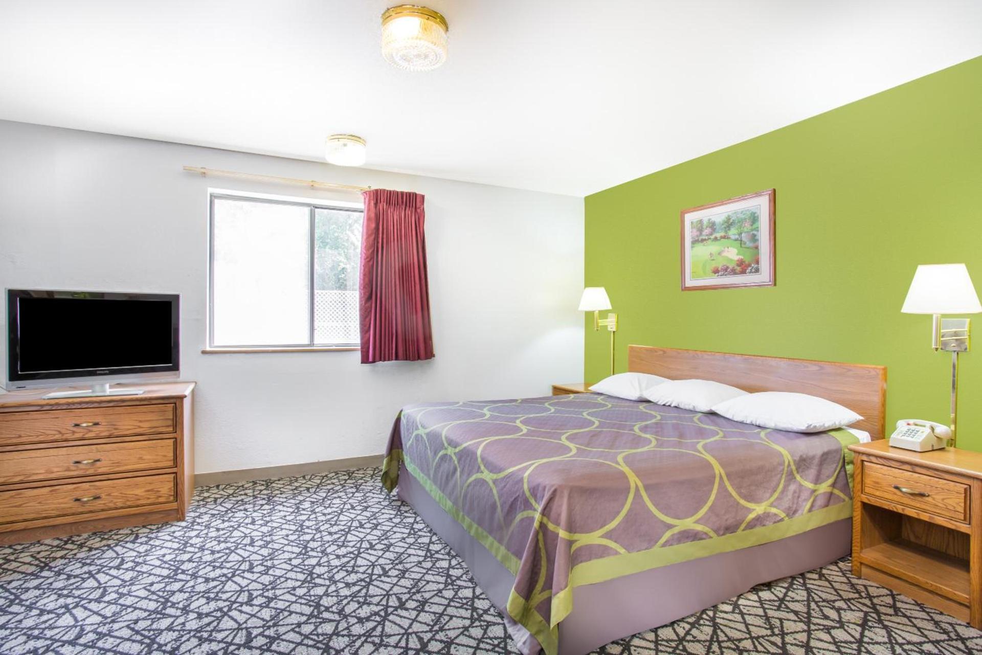 Super 8 by Wyndham Richmond/Broad Street photo 31