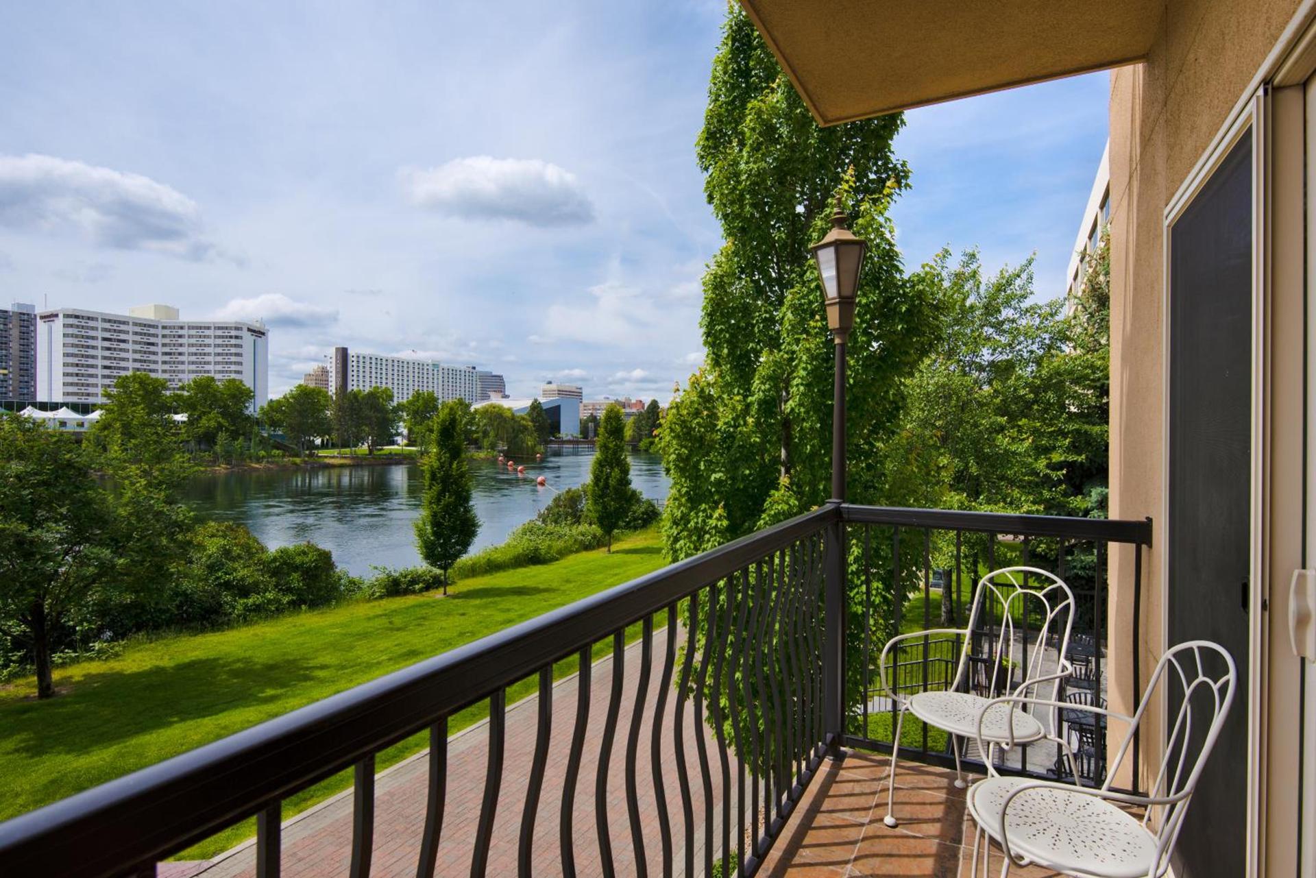 Oxford Suites Spokane Downtown photo 44