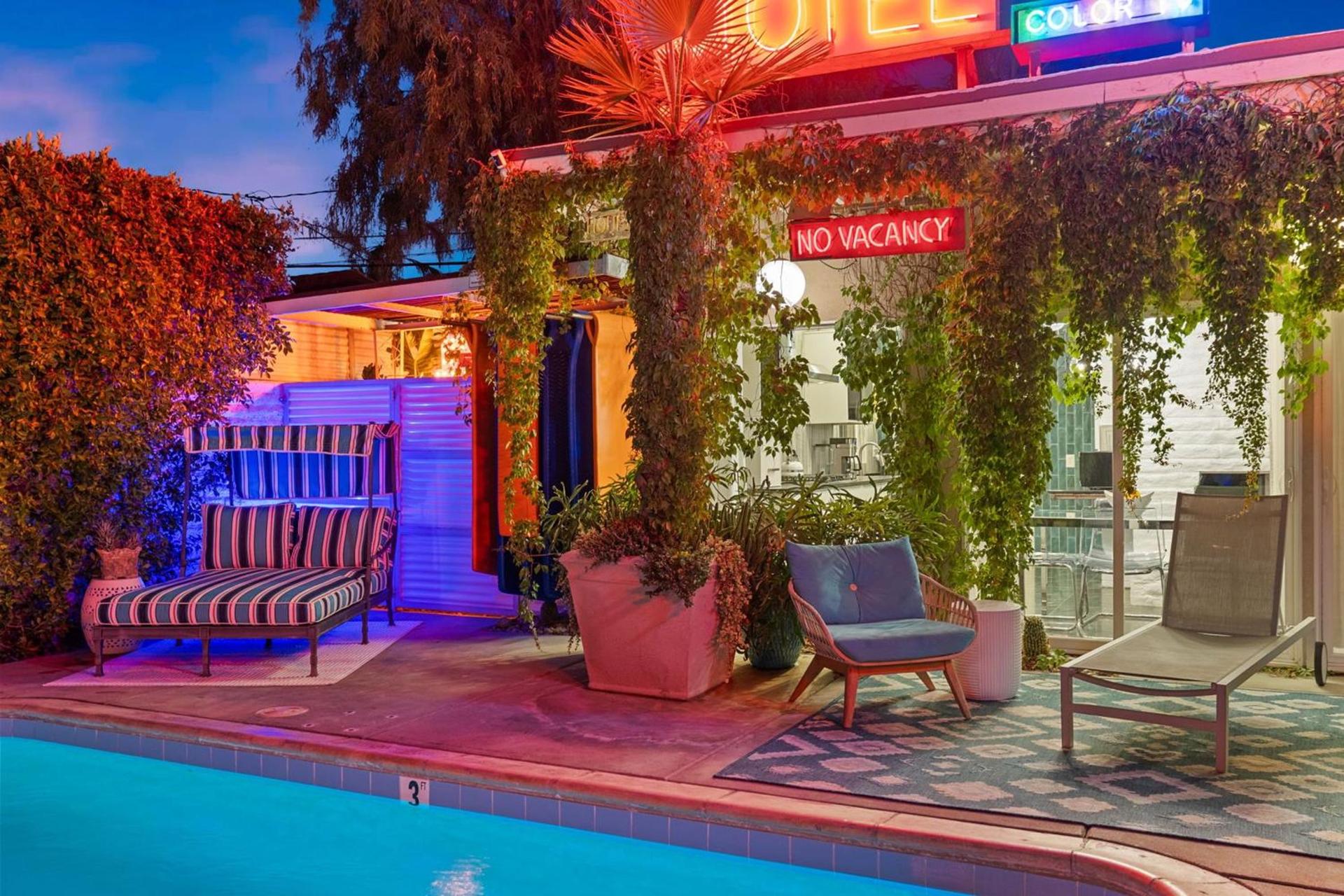 Speakeasy Hotel photo 10