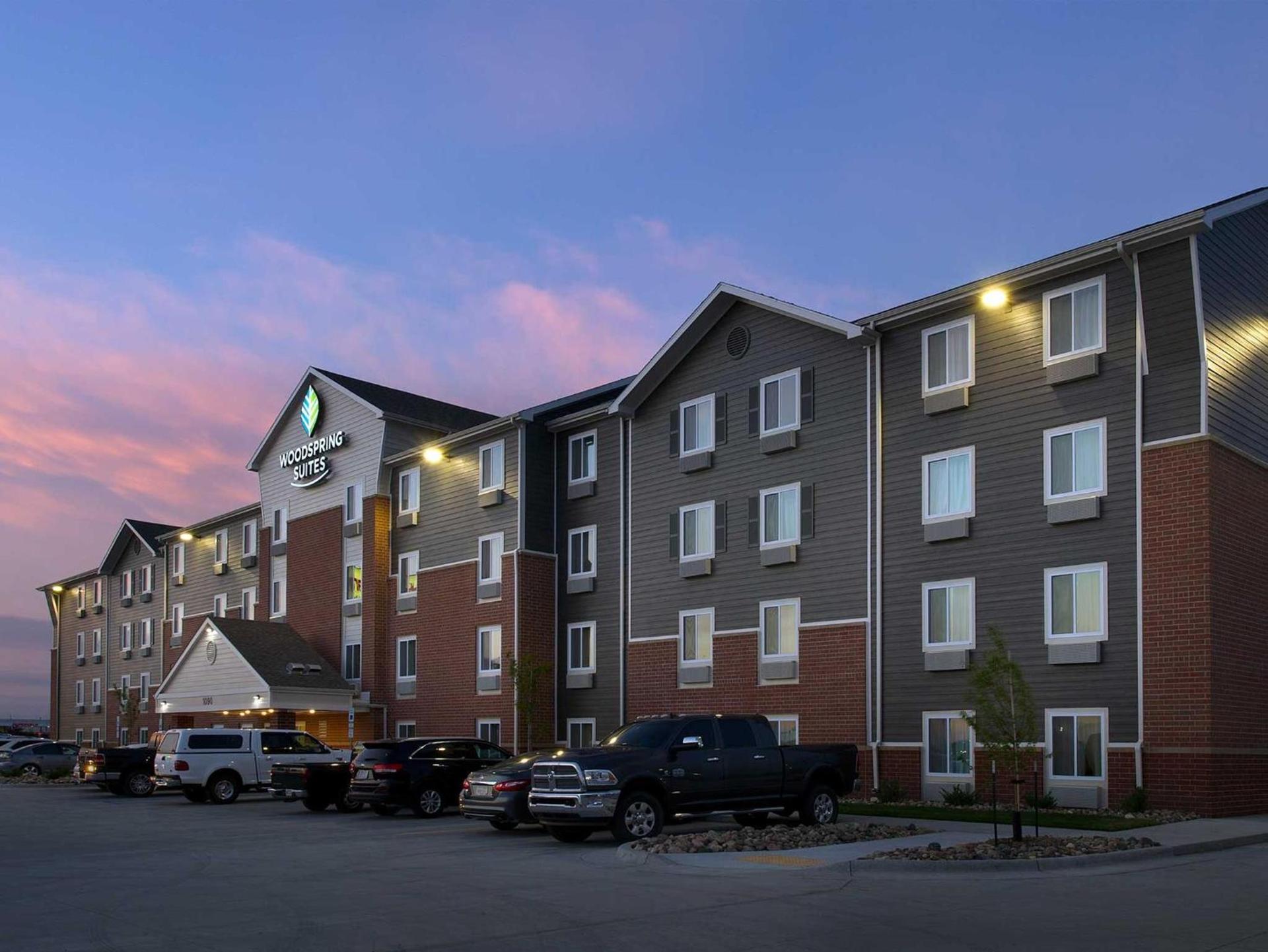 WoodSpring Suites Fargo North Near NDSU photo 13