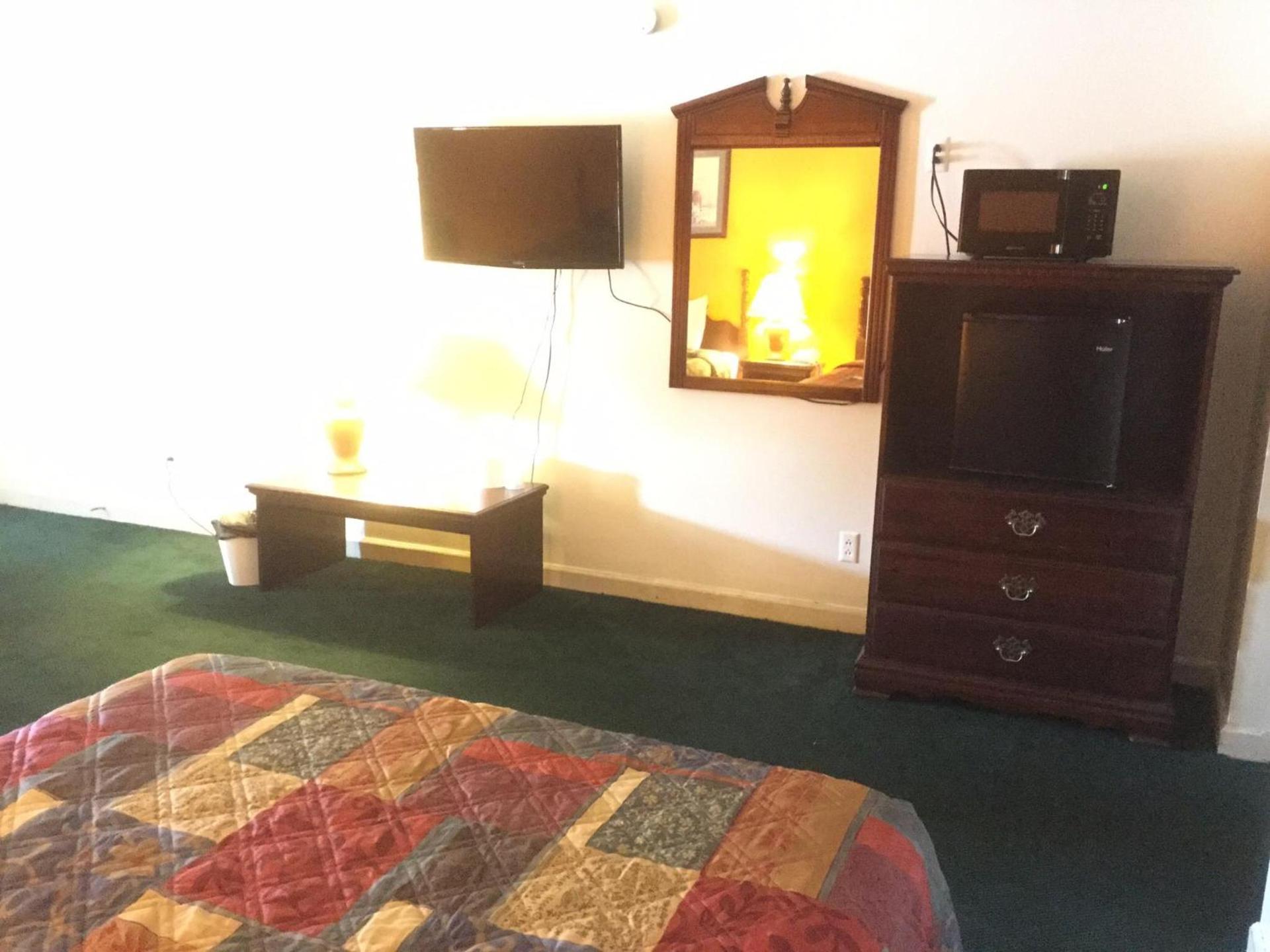 Budget inn photo 3