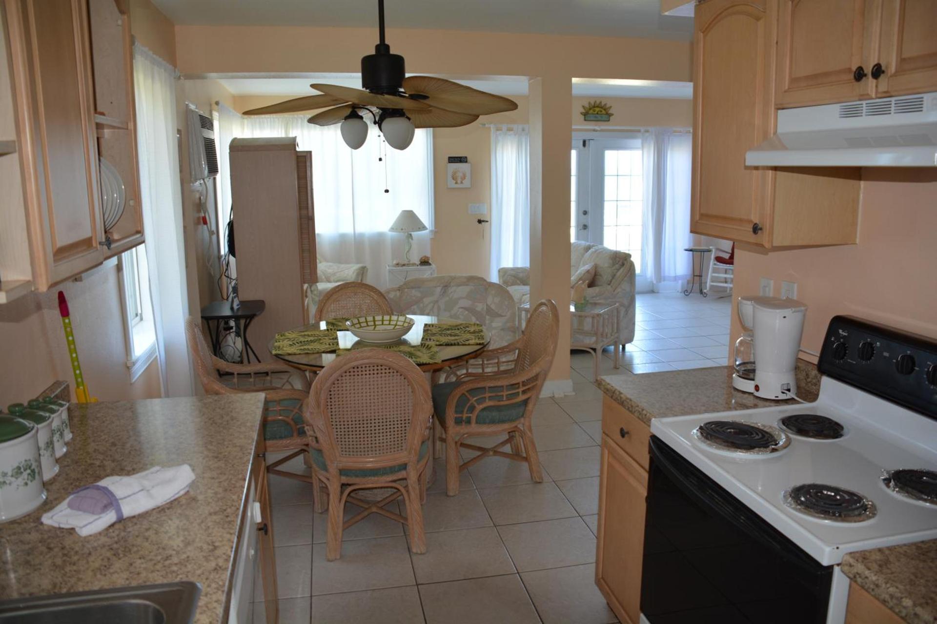 Oceanfront Sea Scape Motel photo 40