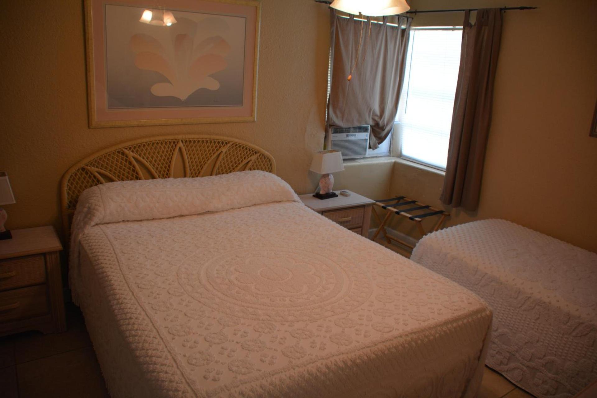 Oceanfront Sea Scape Motel photo 17