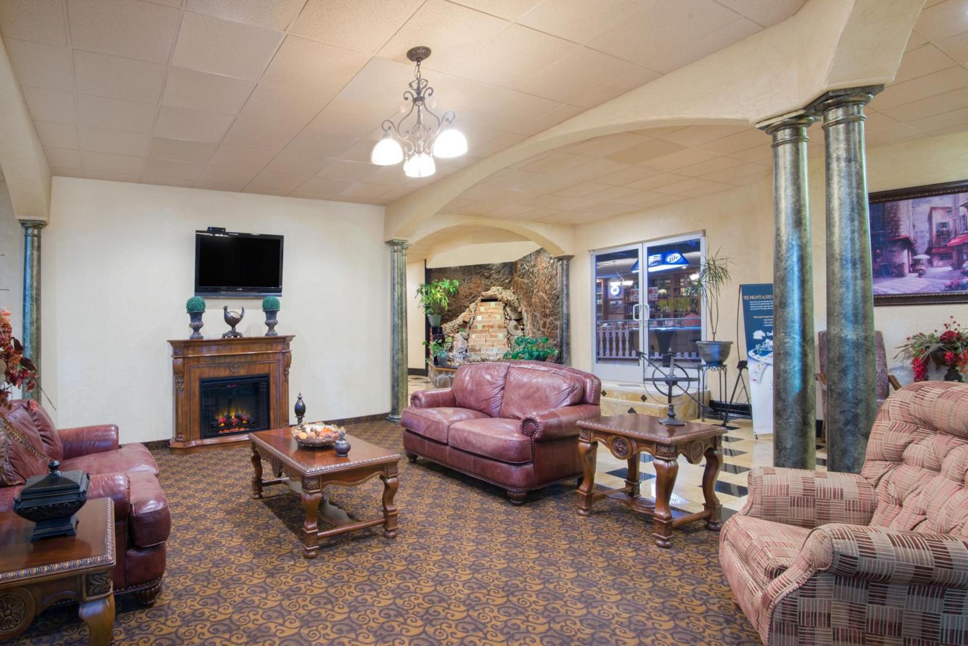 Days Inn & Suites by Wyndham Clovis photo 36
