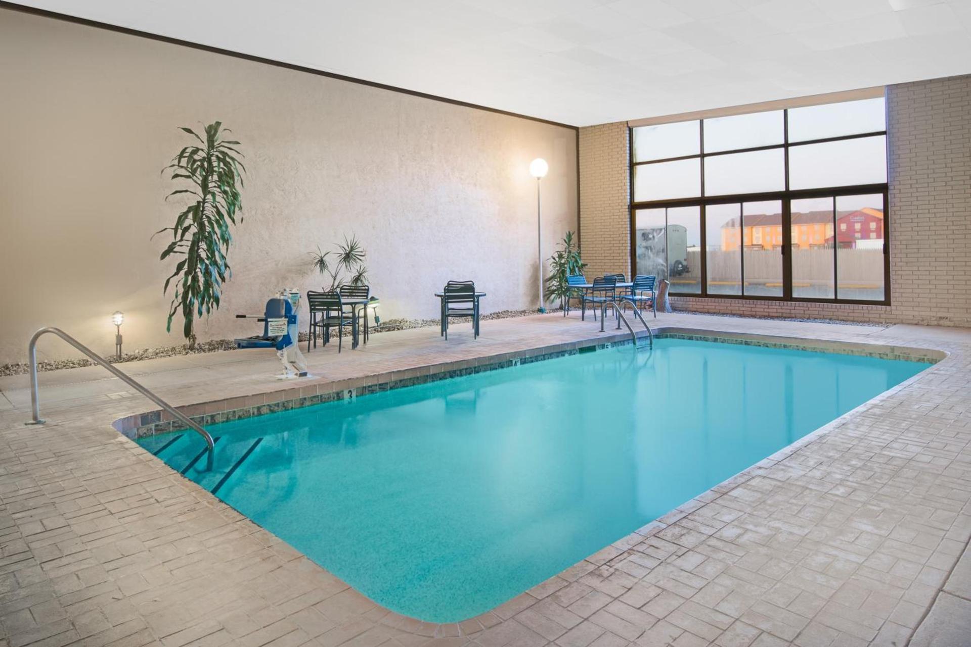 Days Inn & Suites by Wyndham Clovis photo 29