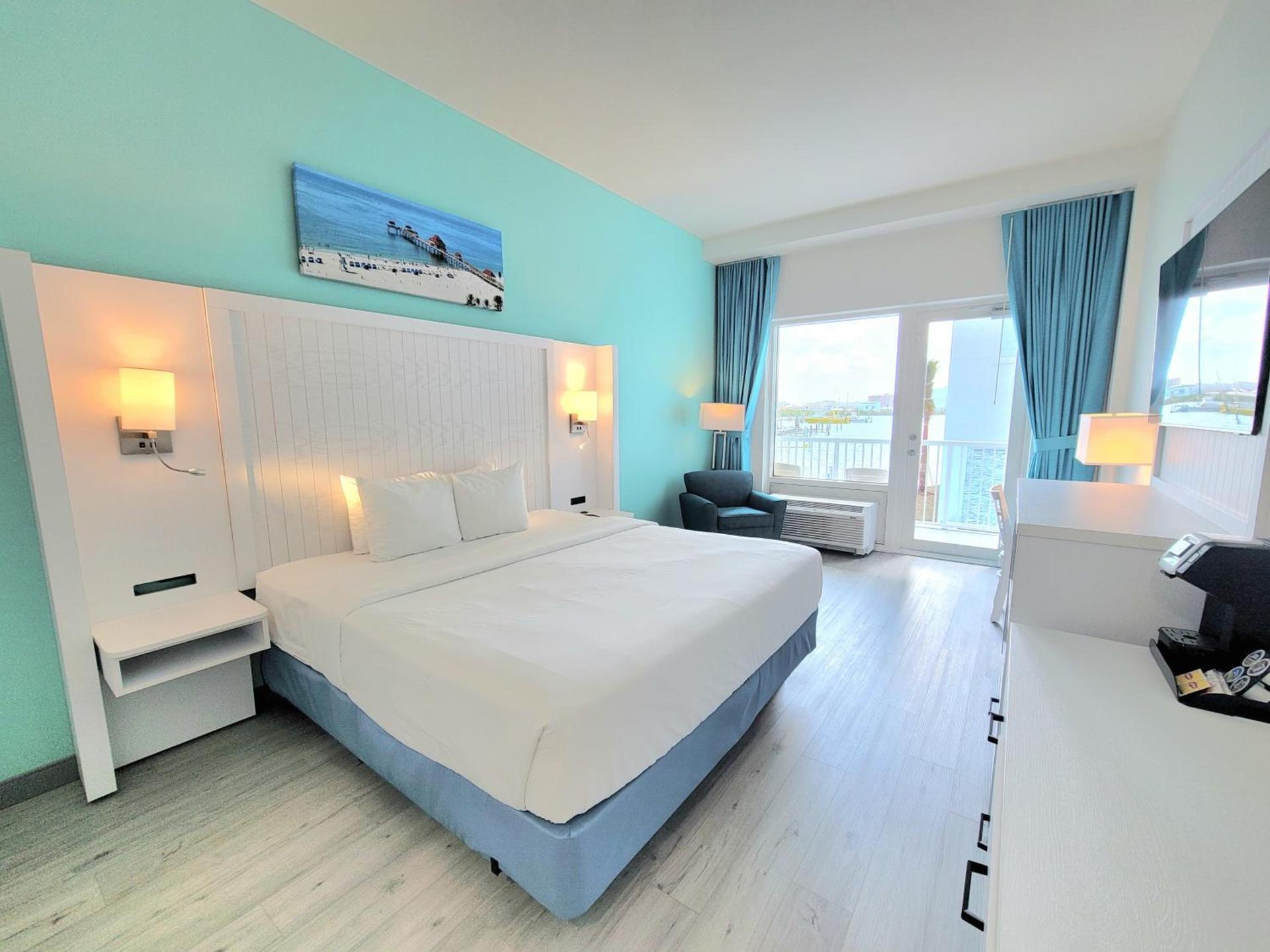 ChartHouse Clearwater Beach Marina Hotel photo 29