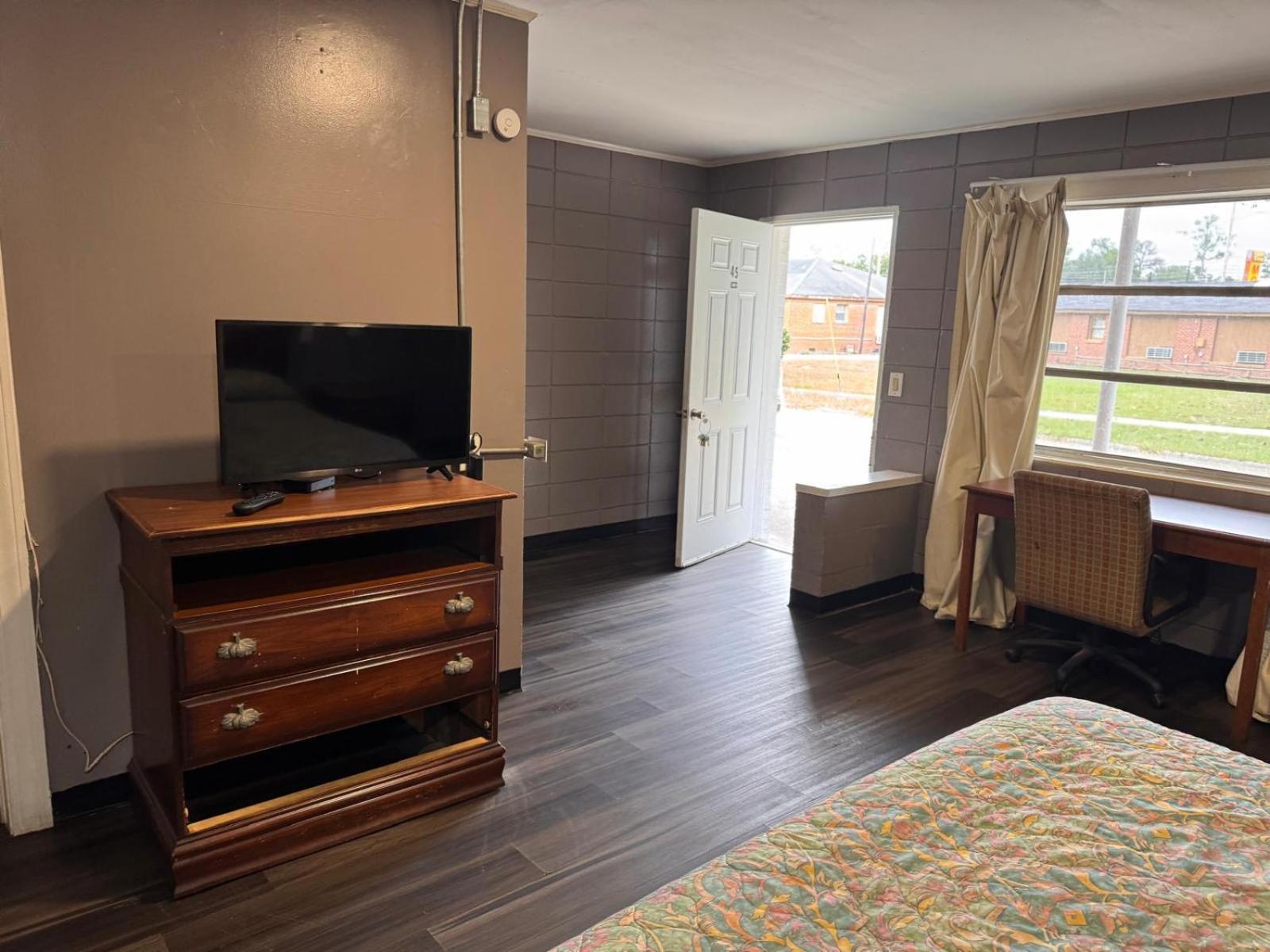 Walkers Inn Dothan by Hotel O photo 16
