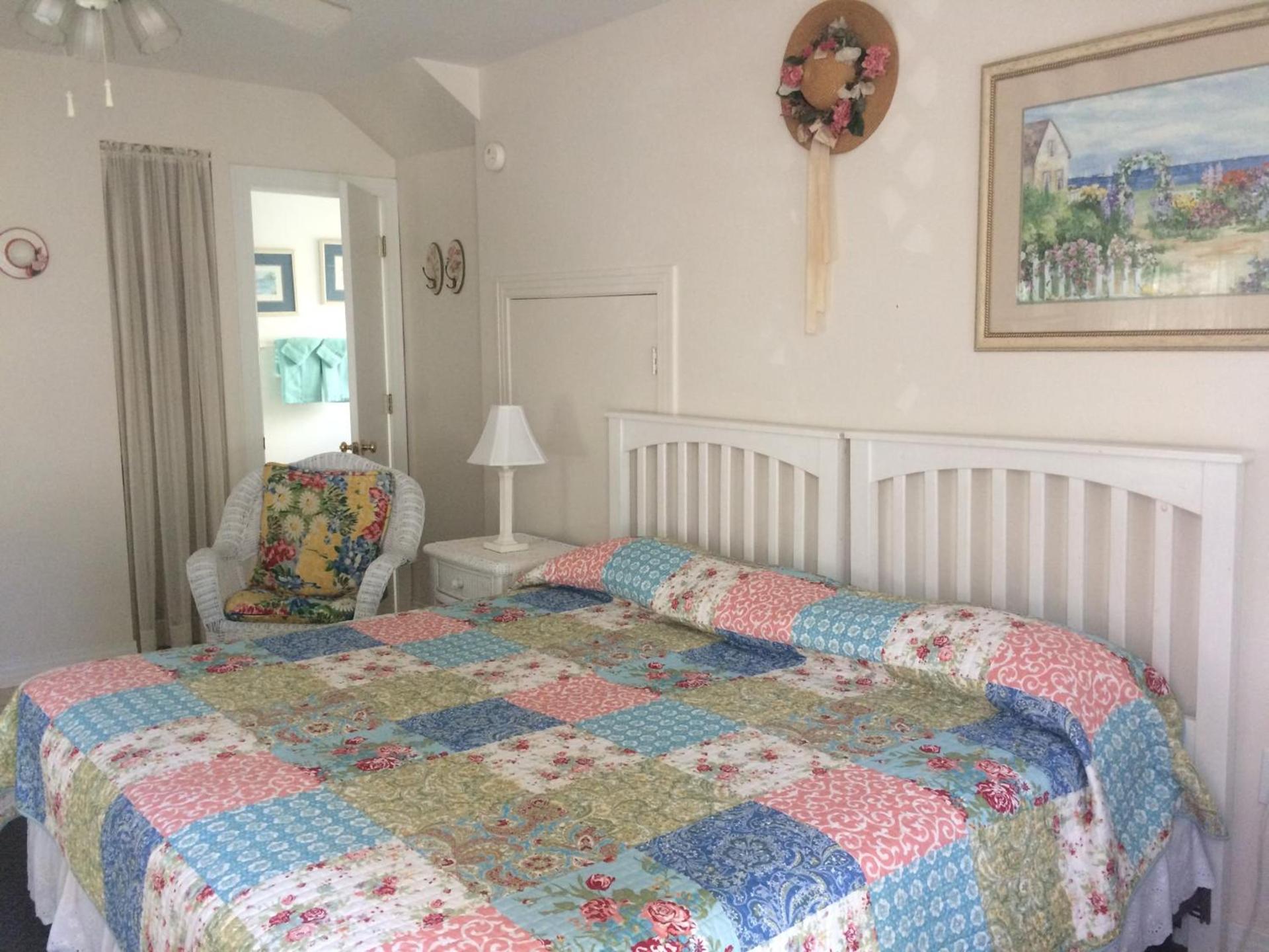 Angie's Guest Cottage photo 8