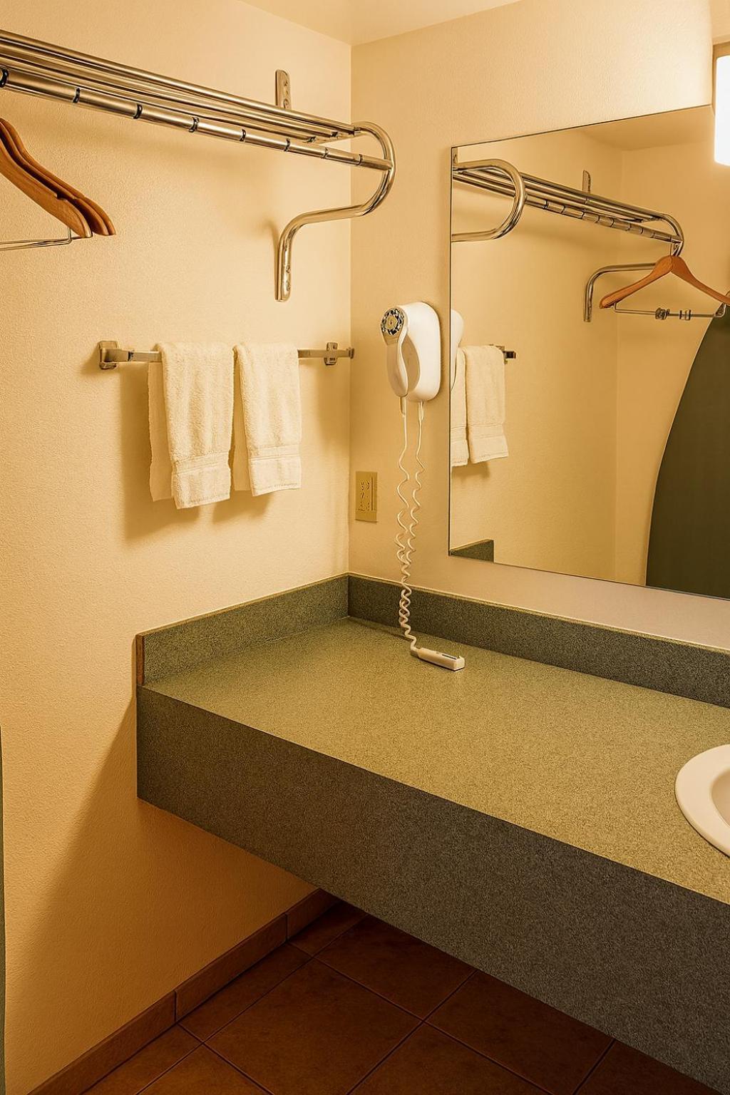 MHO Hotel Dover photo 6