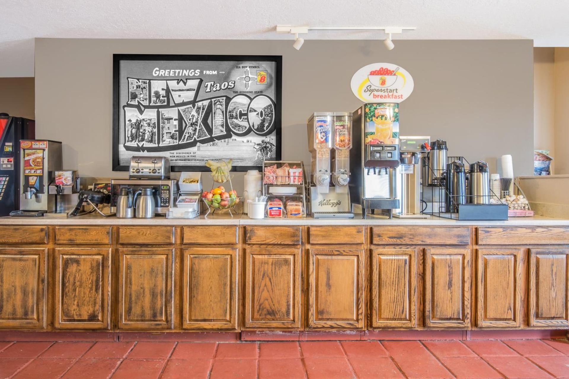 Super 8 by Wyndham Taos photo 49