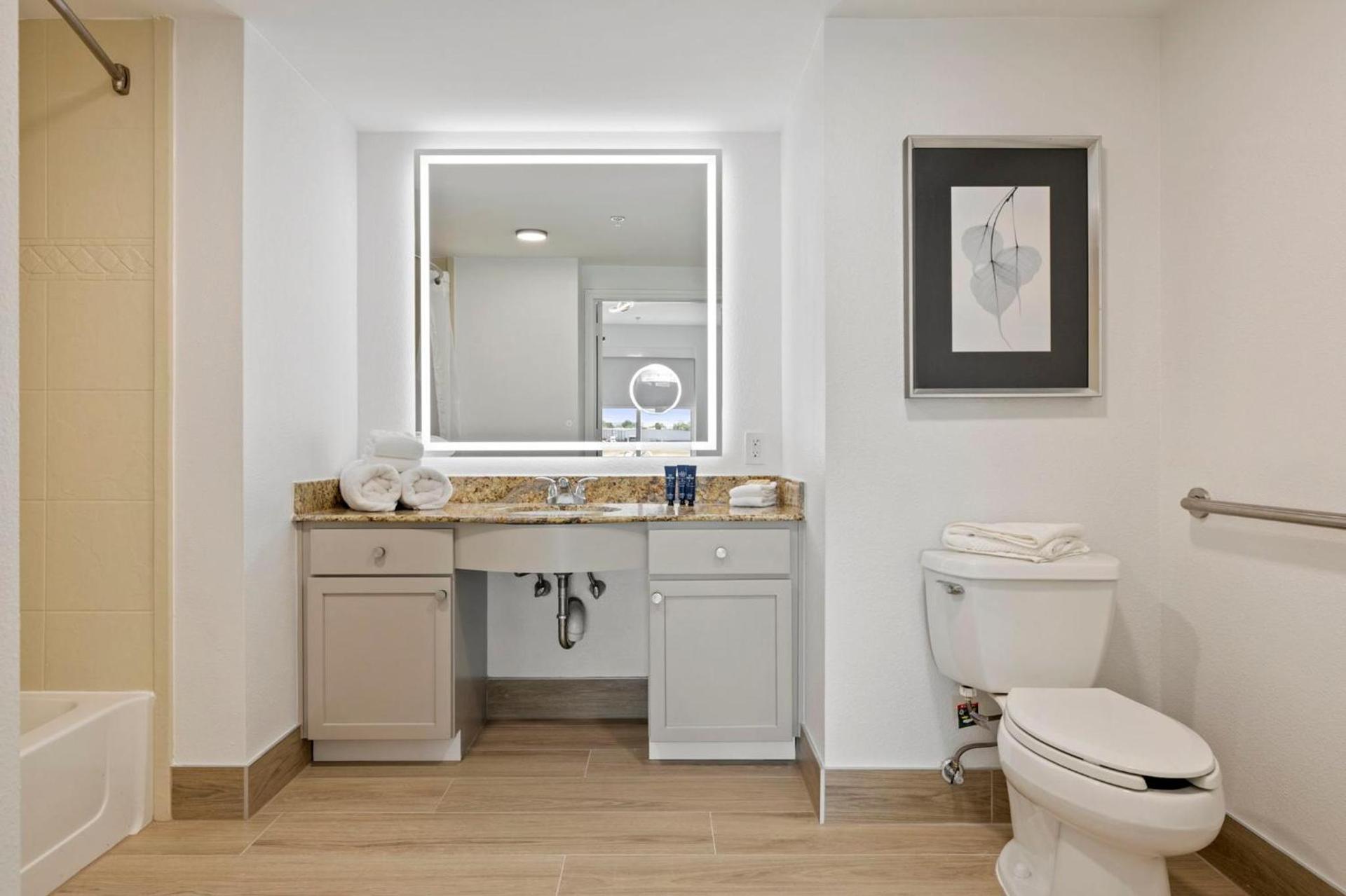 Kompose Boutique Hotel Houston Cy-Fair photo 15