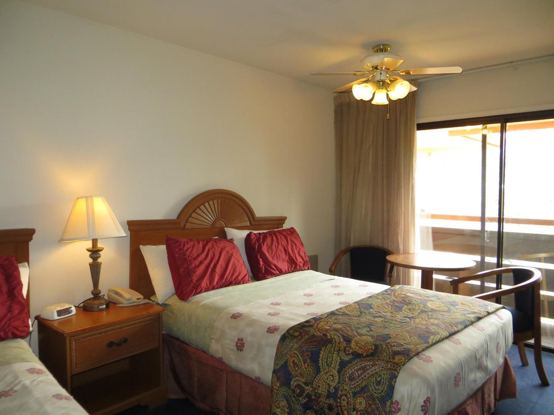 The Monarch Resort photo 16